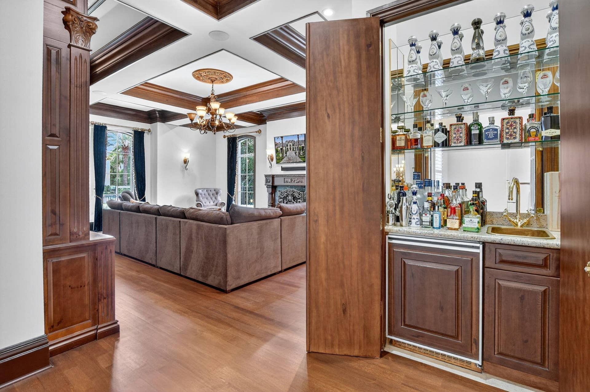 377 E Coconut Palm Road, Boca Raton, Boca Raton, FL 33432 20260228124234580277000000-o