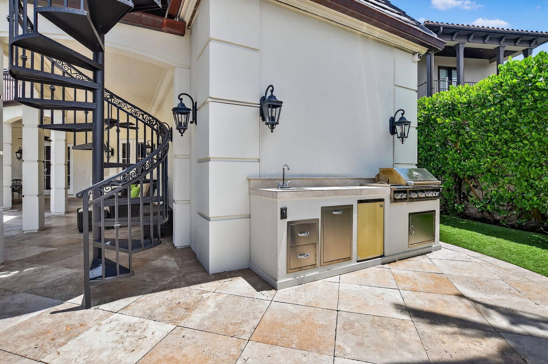 377 E Coconut Palm Road, Boca Raton, Boca Raton, FL 33432 20260228124240367788000000-o