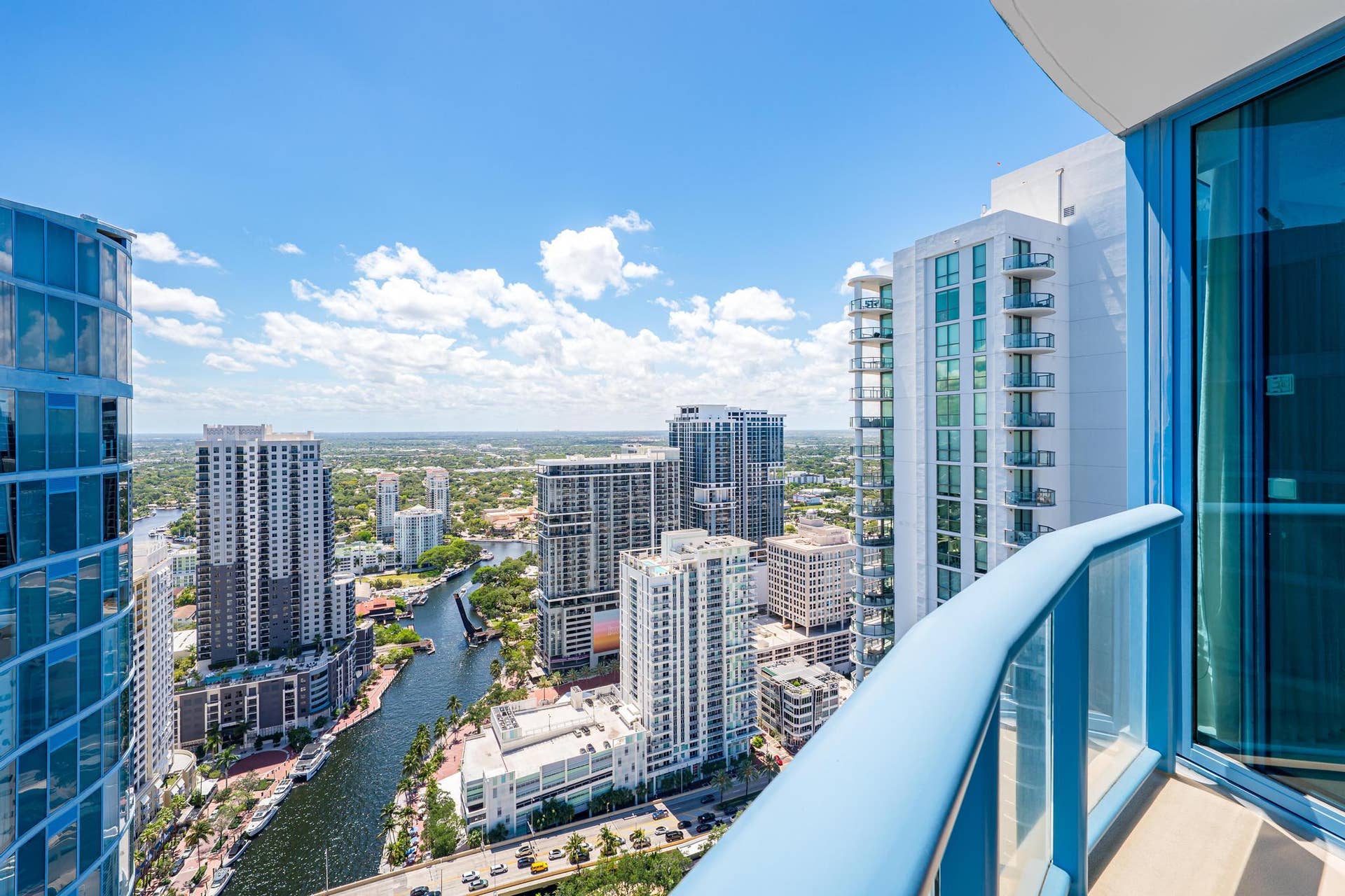 333 Las Olas Way, #4206, Fort Lauderdale, FL 33301 DSC07533-HDR-Edit