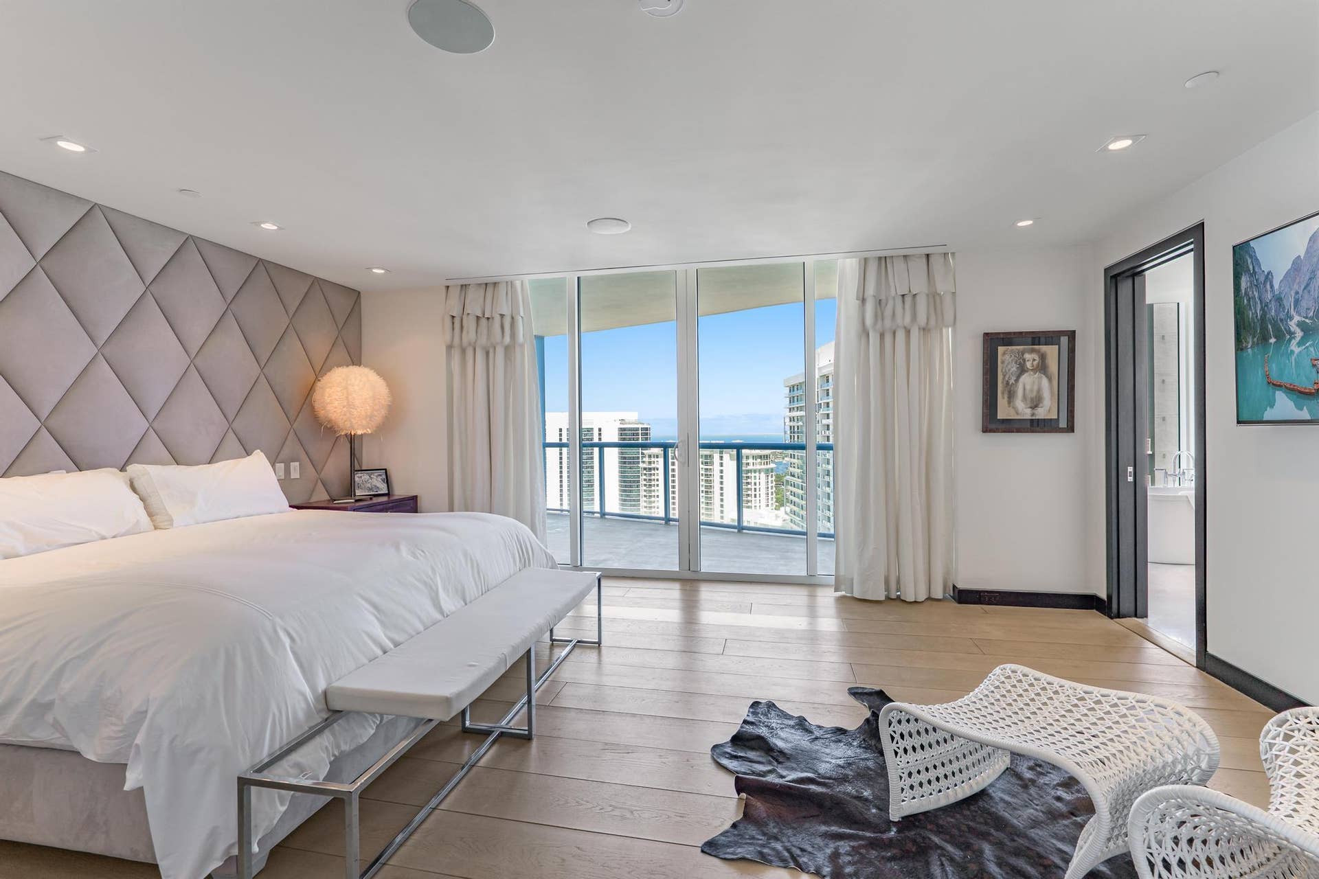 333 Las Olas Way, #4206, Fort Lauderdale, FL 33301 19