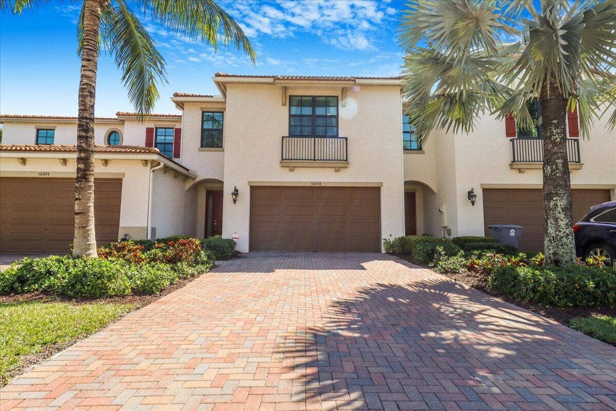 10098 Akenside Drive, Boca Raton, Boca Raton, FL 33428 IMG_4071
