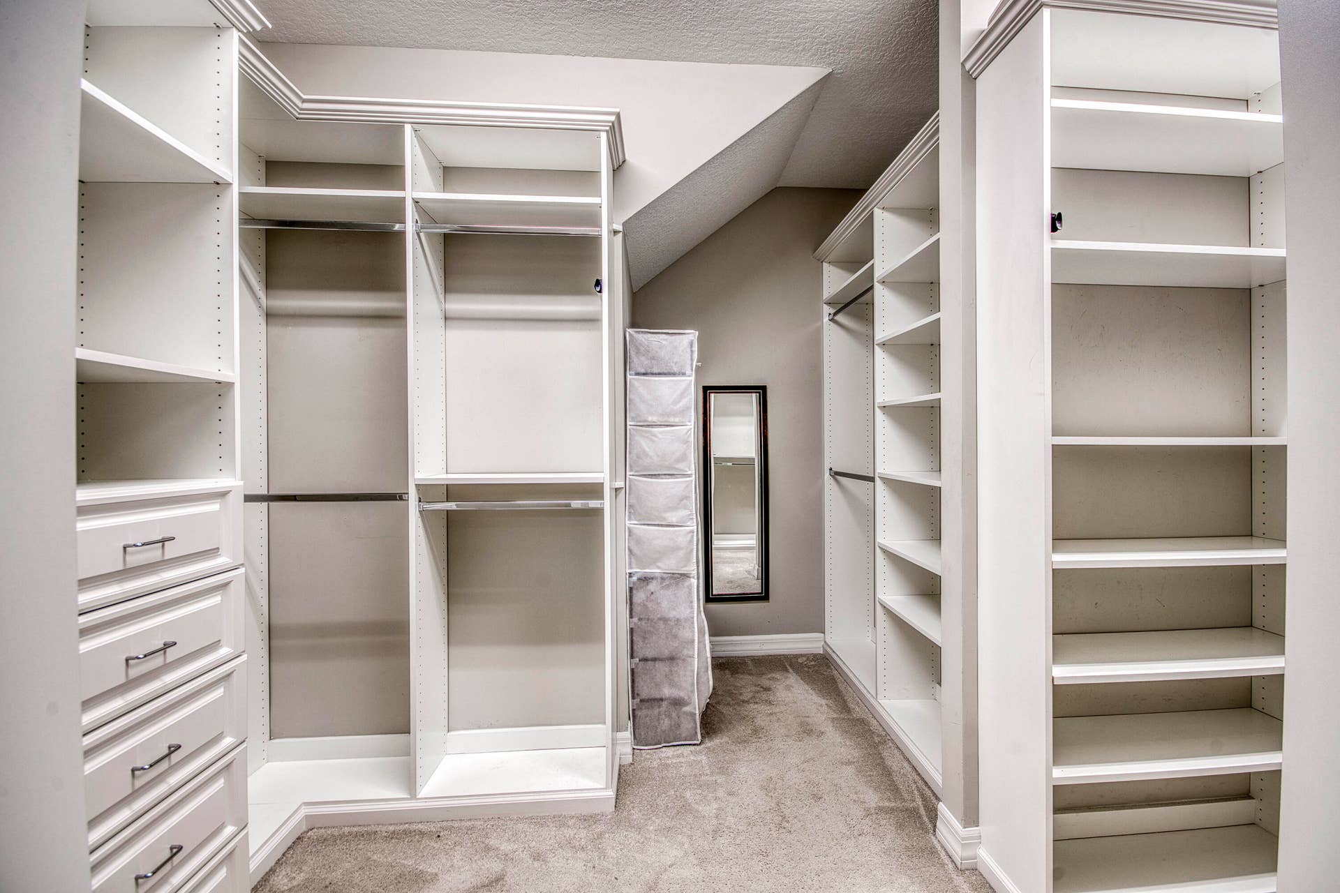 134 Shores Pointe Drive, Jupiter, FL 33458 Primary Walk-In Closet