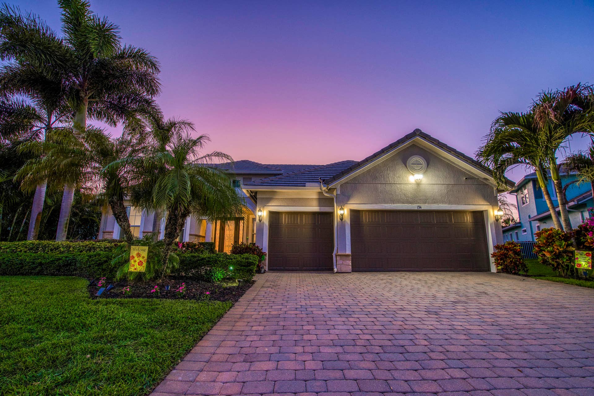 134 Shores Pointe Drive, Jupiter, FL 33458 Mature Palm Trees