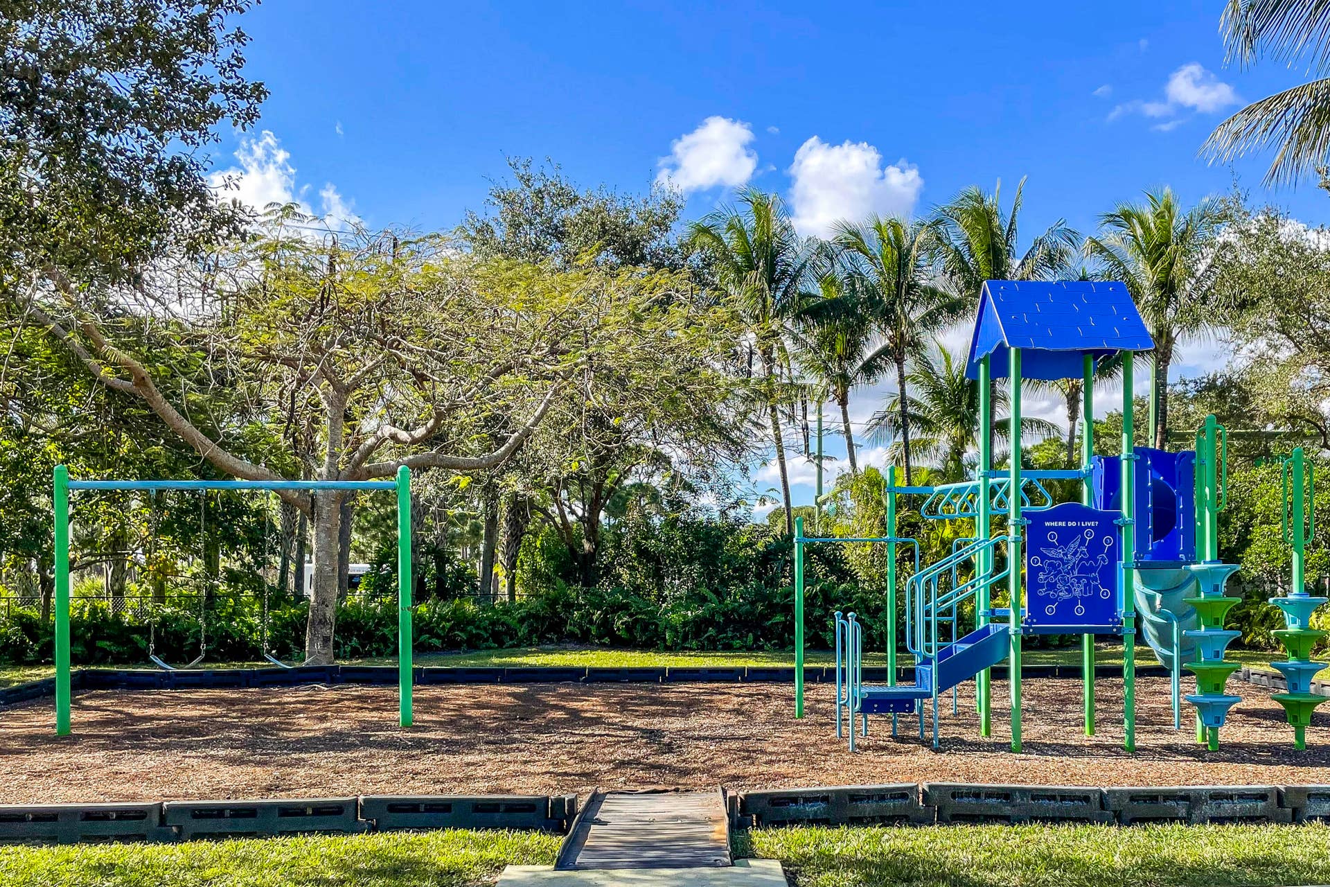 134 Shores Pointe Drive, Jupiter, FL 33458 Community Park & Playground