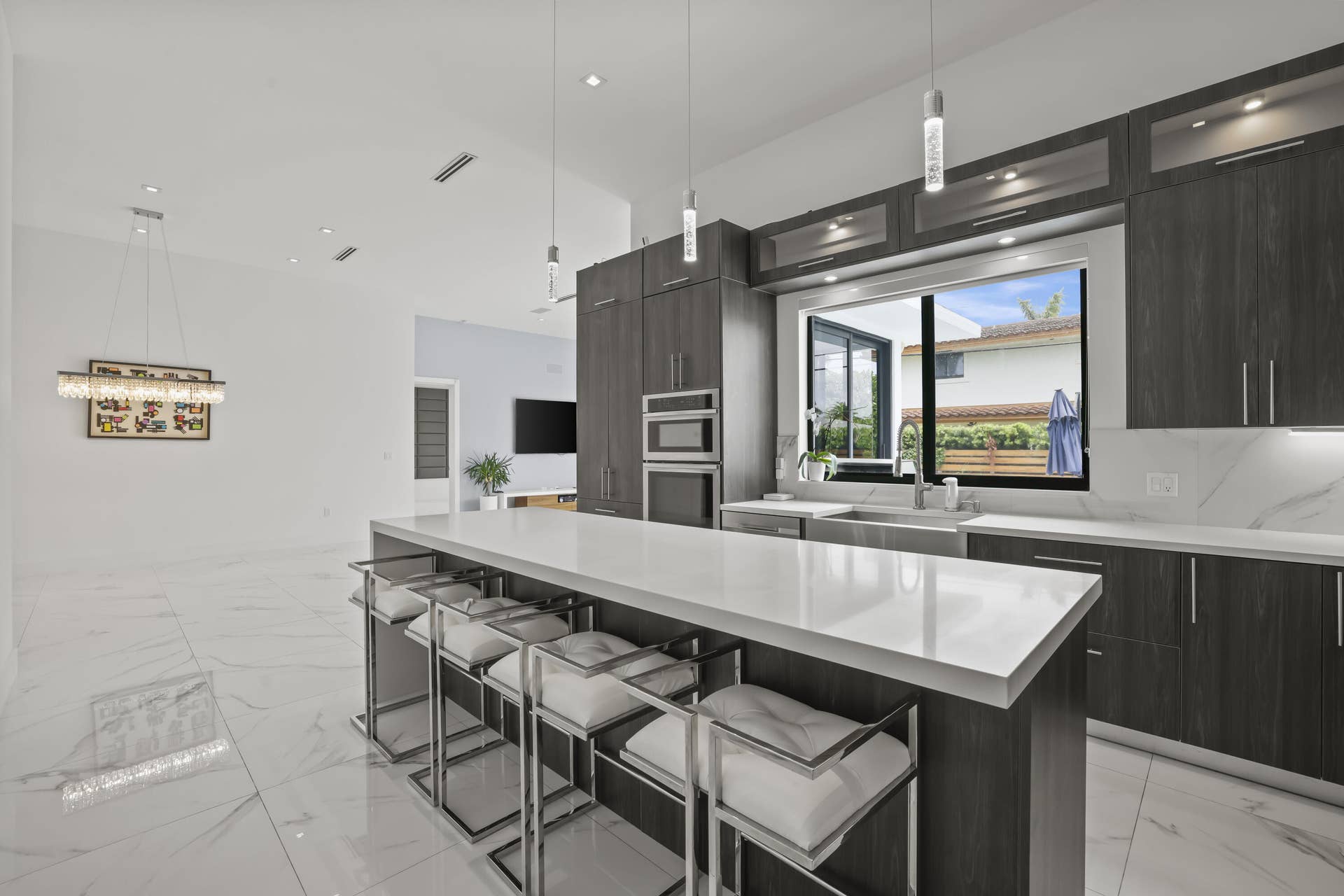 2620 Southeast 6th St - 14.jpg-FULL