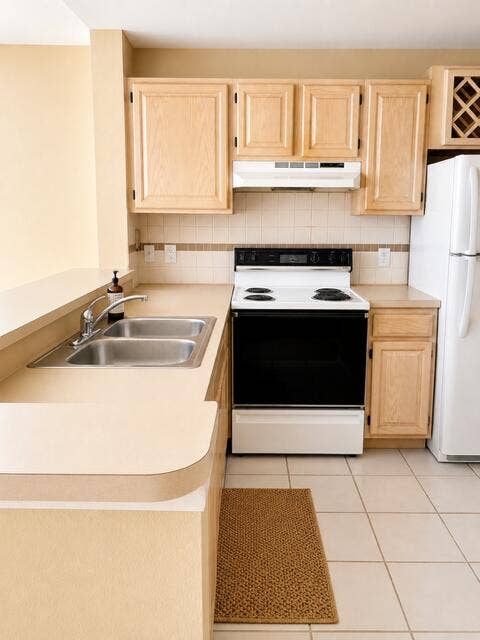 Verano Kitchen