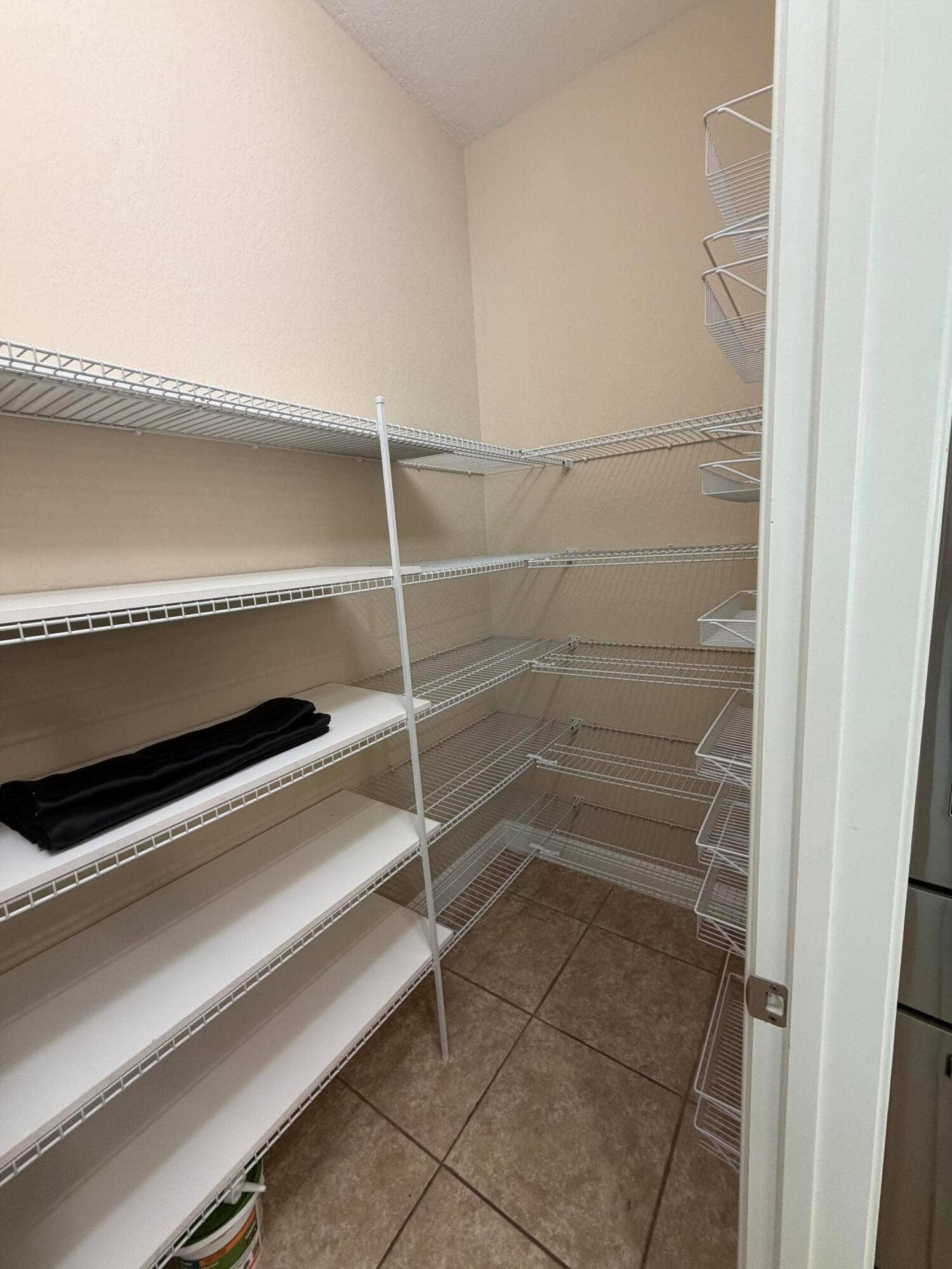 Walk in Pantry