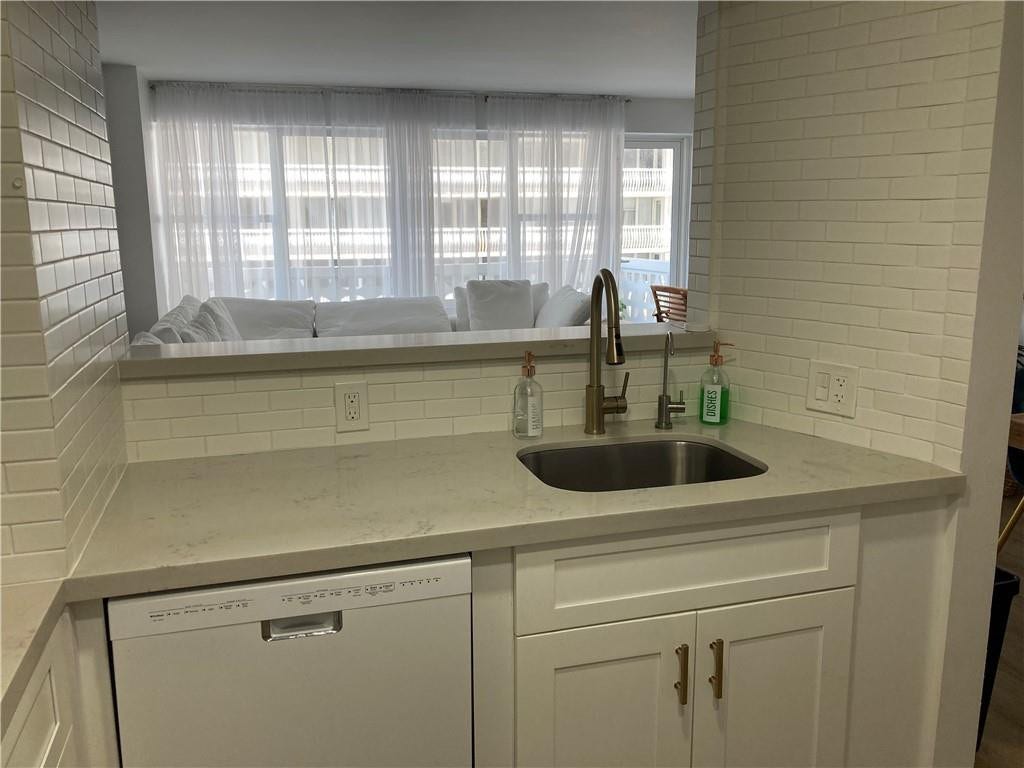 4010 N Galt Ocean Drive, #414, Fort Lauderdale, Fort Lauderdale, FL 33308 Photo 11