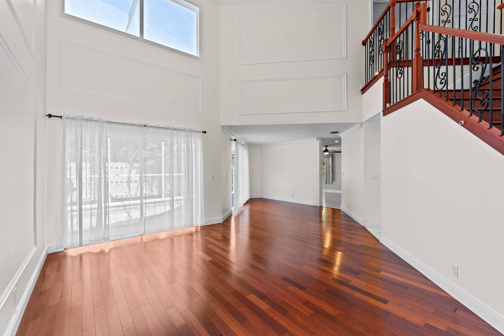 6220 NW 58th Way, Parkland, FL 33067 Living & Dining Room