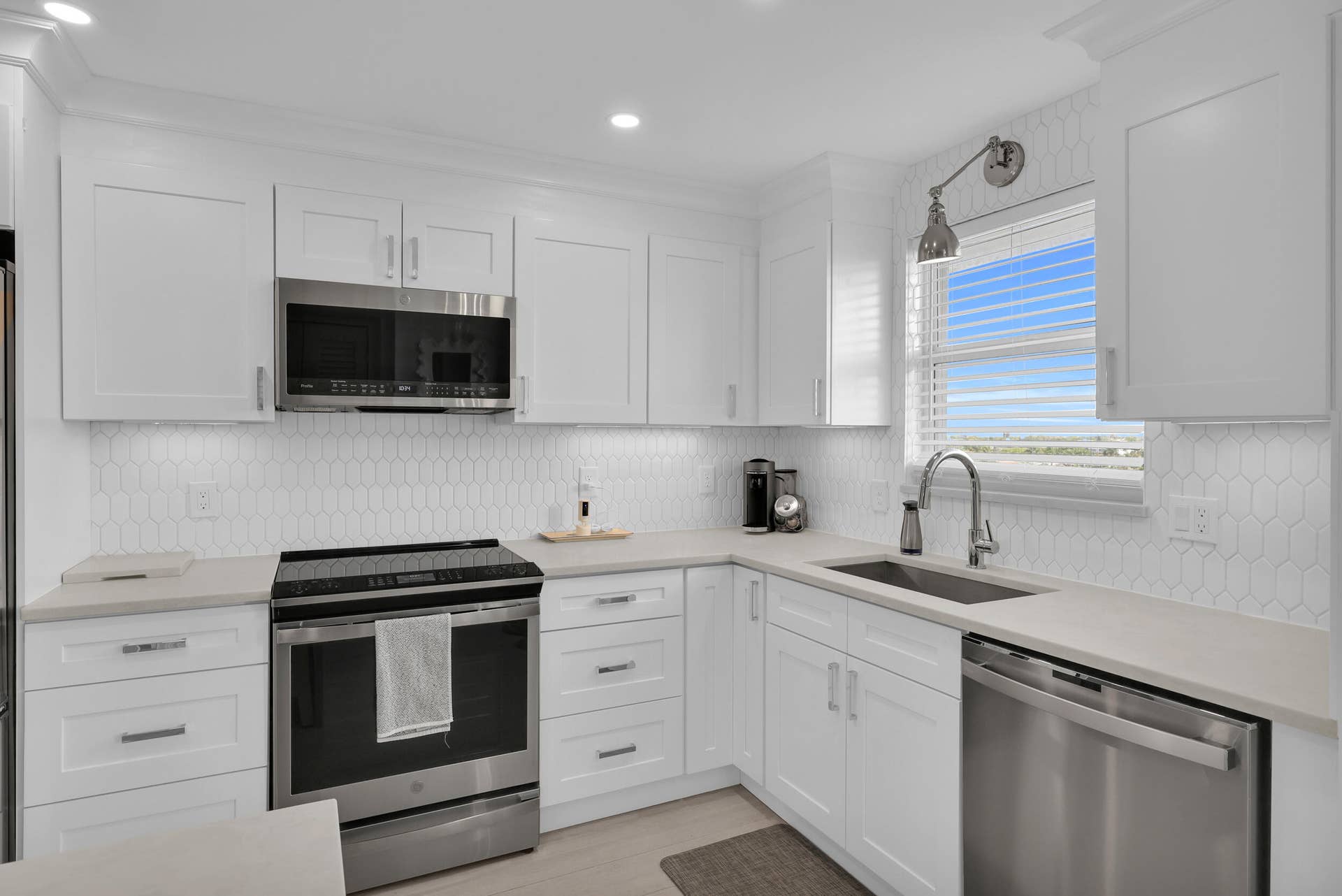 3114 S Ocean Boulevard, #705, Highland Beach, FL 33487 9_8p3a0005