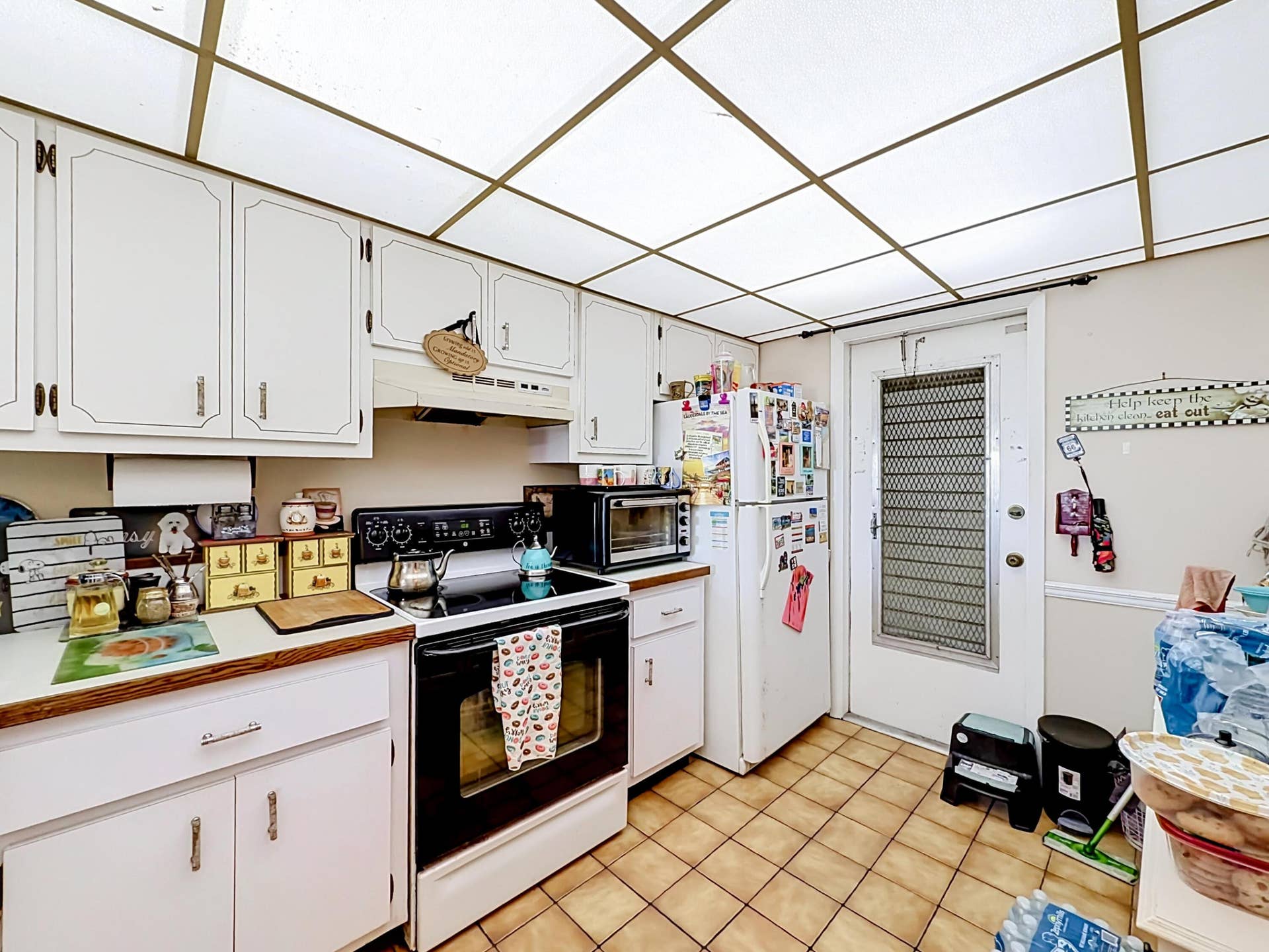 4117 Bougainvilla Drive, #207, Lauderdale By The Sea, FL 33308 4117 Bougainvilla Drive #102-17