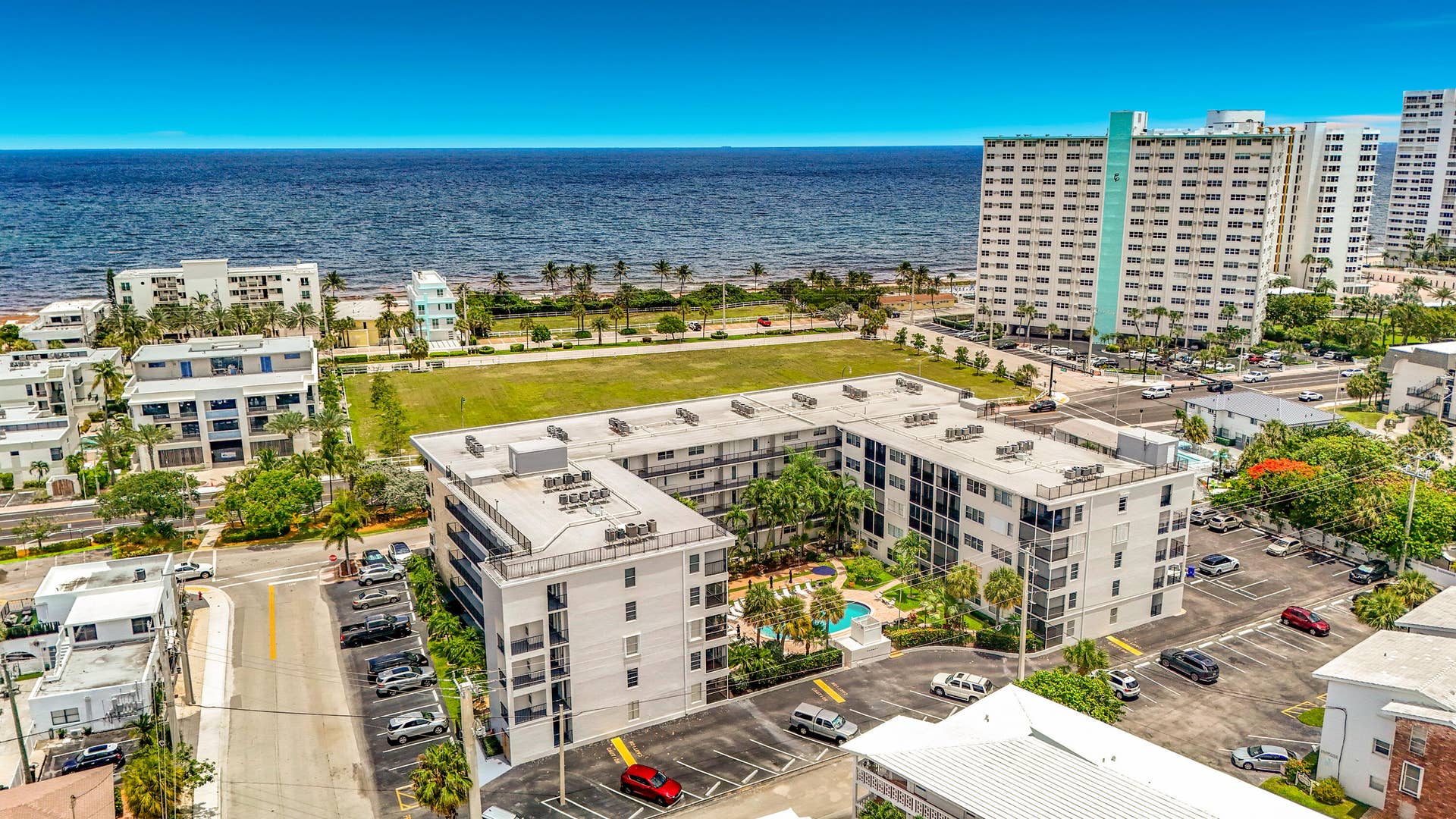 4117 Bougainvilla Drive, #207, Lauderdale By The Sea, FL 33308 4117 Bougainvilla Drive #102-6