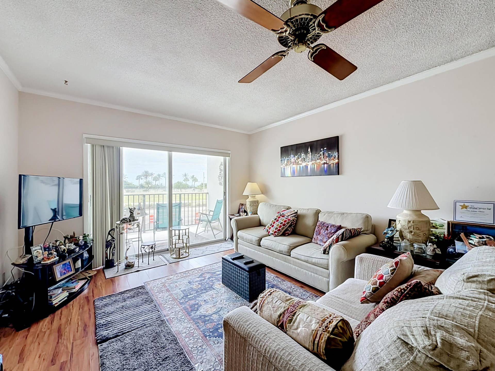 4117 Bougainvilla Drive, #207, Lauderdale By The Sea, FL 33308 4117 Bougainvilla Drive #102-32
