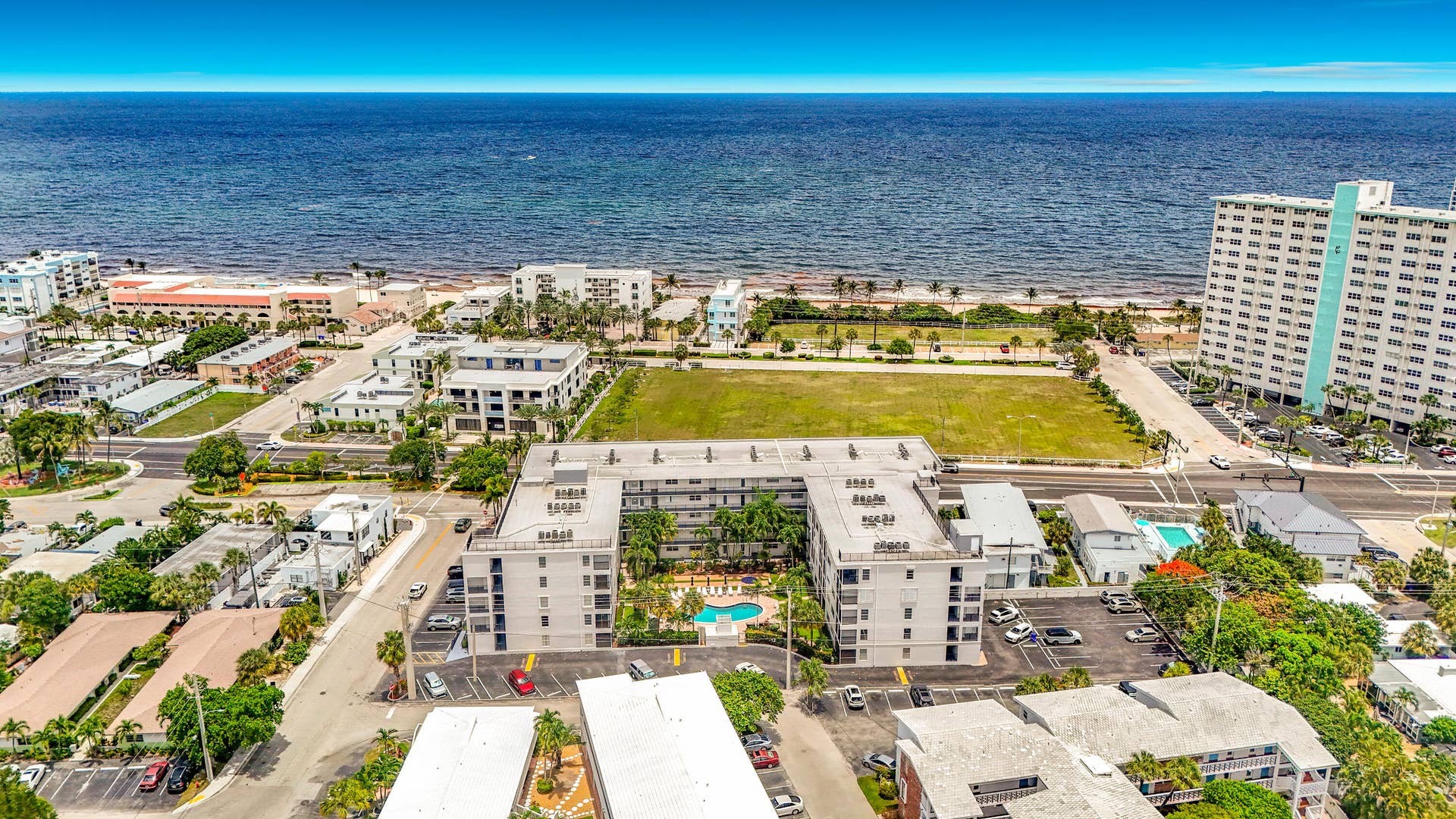 4117 Bougainvilla Drive, #207, Lauderdale By The Sea, FL 33308 4117 Bougainvilla Drive #102-2