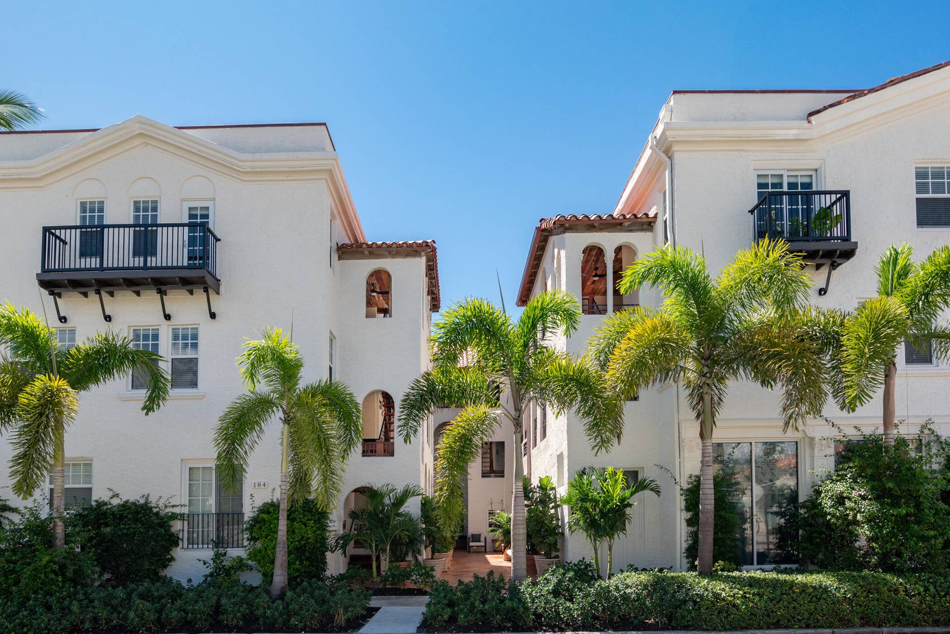 184 Sunset Avenue, #303, Palm Beach, Palm Beach, FL 33480 Building Shot