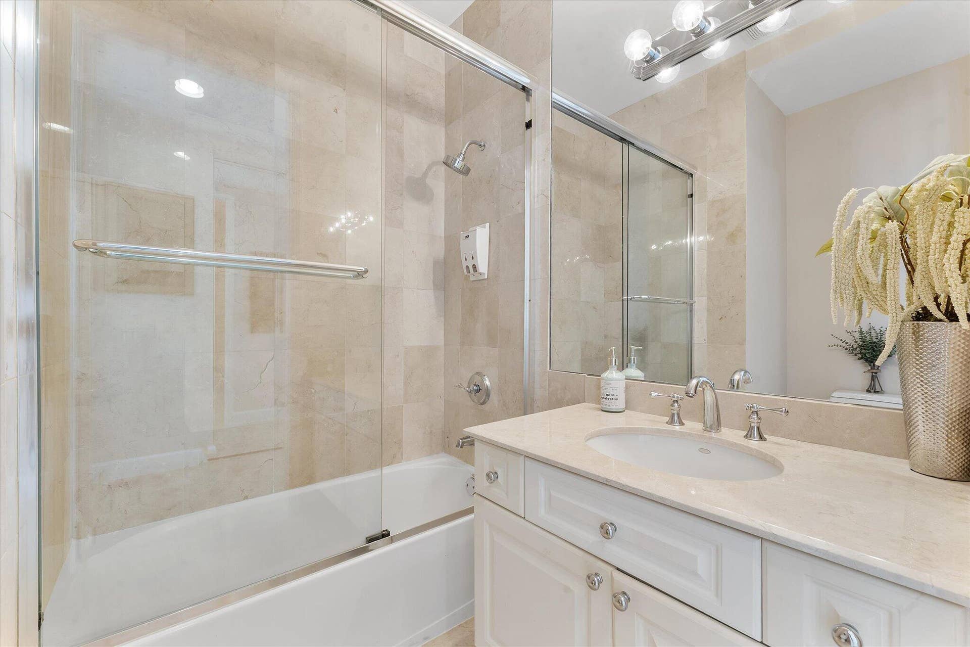 3200 N Ocean Boulevard, #2903, Fort Lauderdale, FL 33308 28-3200 N Ocean Blvd_037