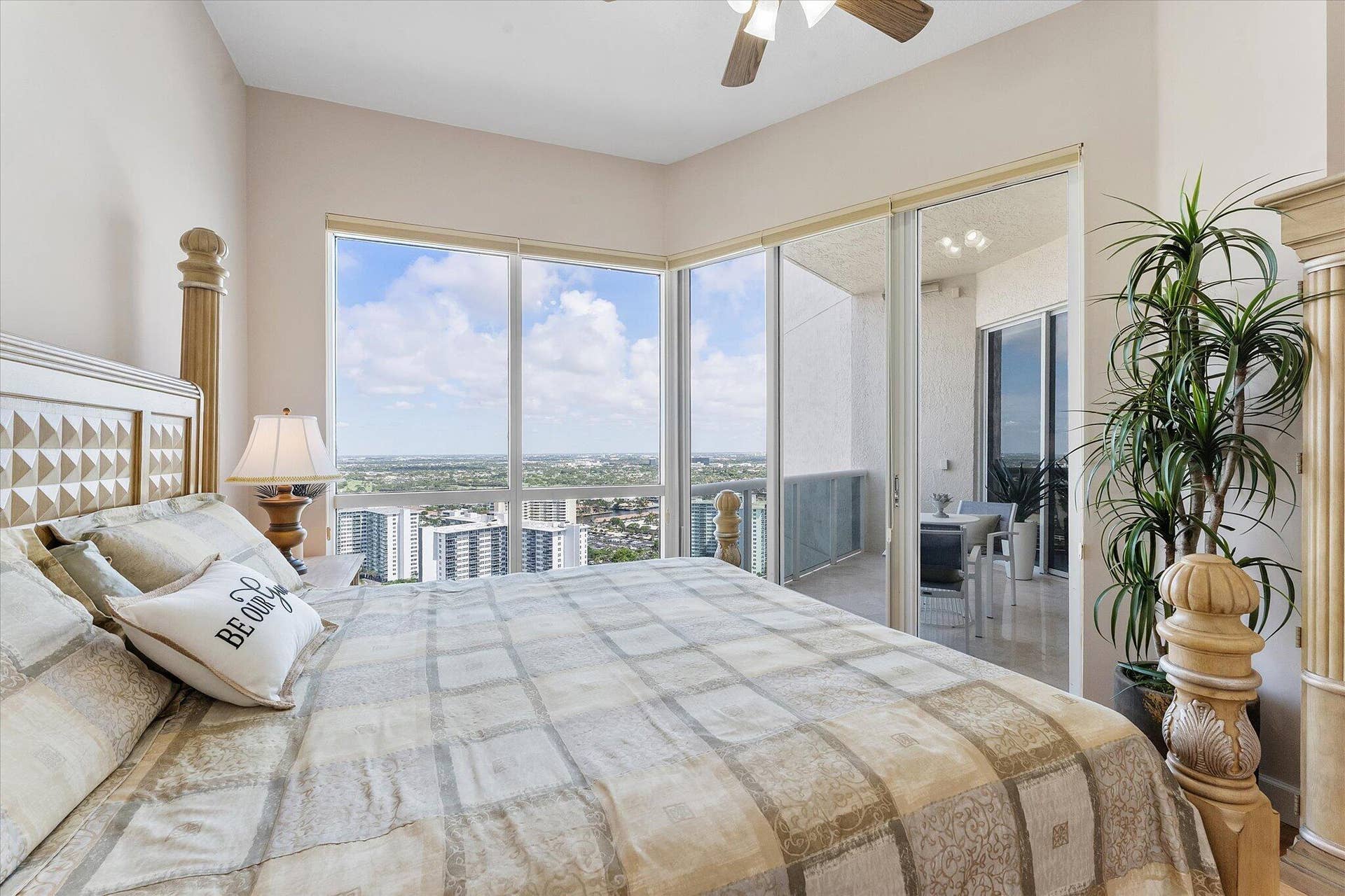 3200 N Ocean Boulevard, #2903, Fort Lauderdale, FL 33308 24-3200 N Ocean Blvd_033