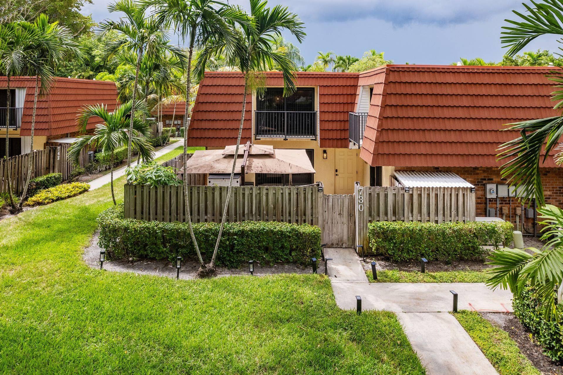 730 NW 99th Cir Plantation FL 02