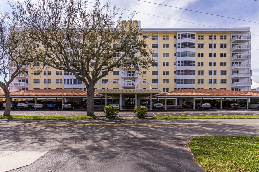 Property photo for 2500 NE 48th Lane, #609, Fort Lauderdale, FL