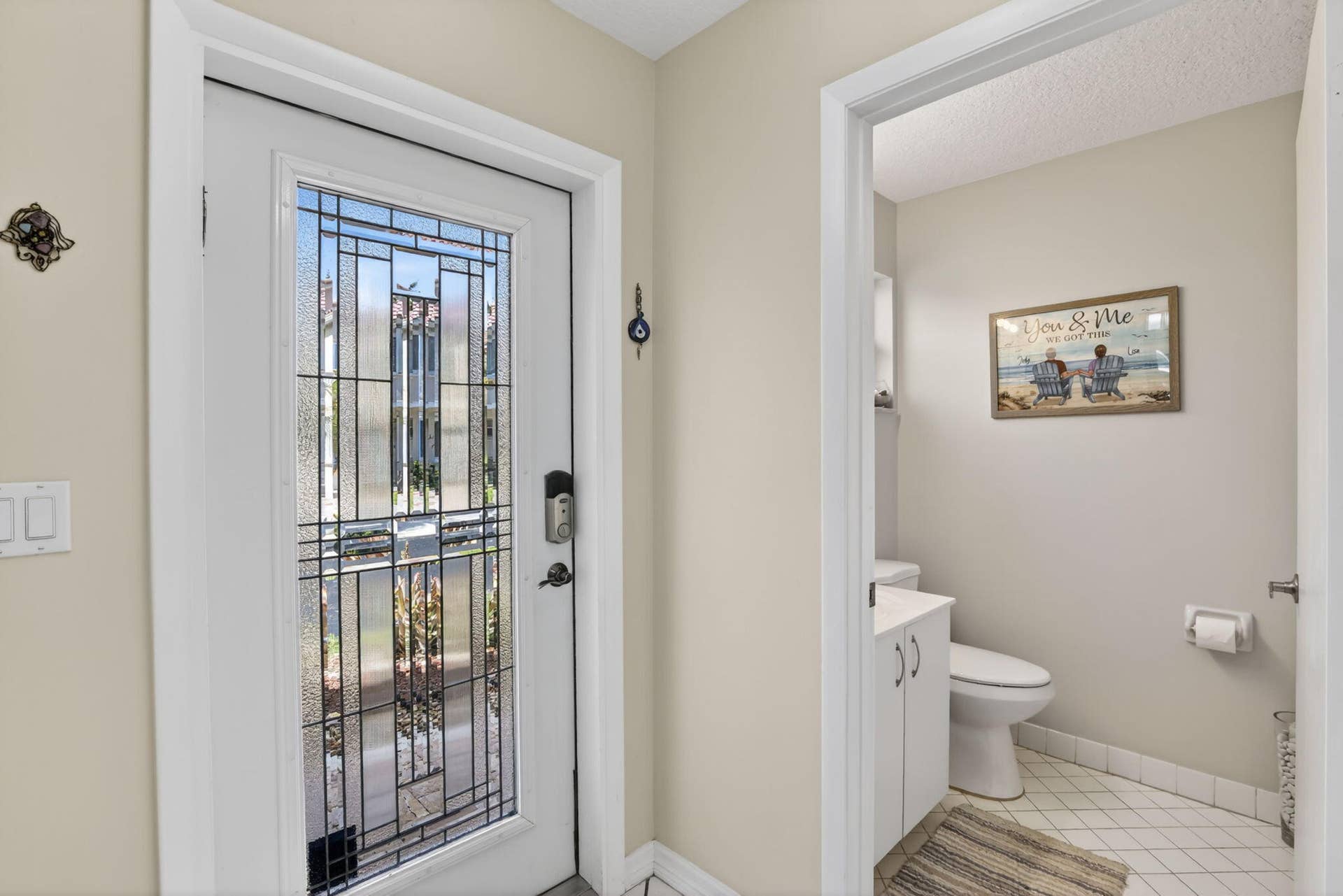 1306 SE 5th Court, Dania Beach, FL 33004 Entrance/Powder Room