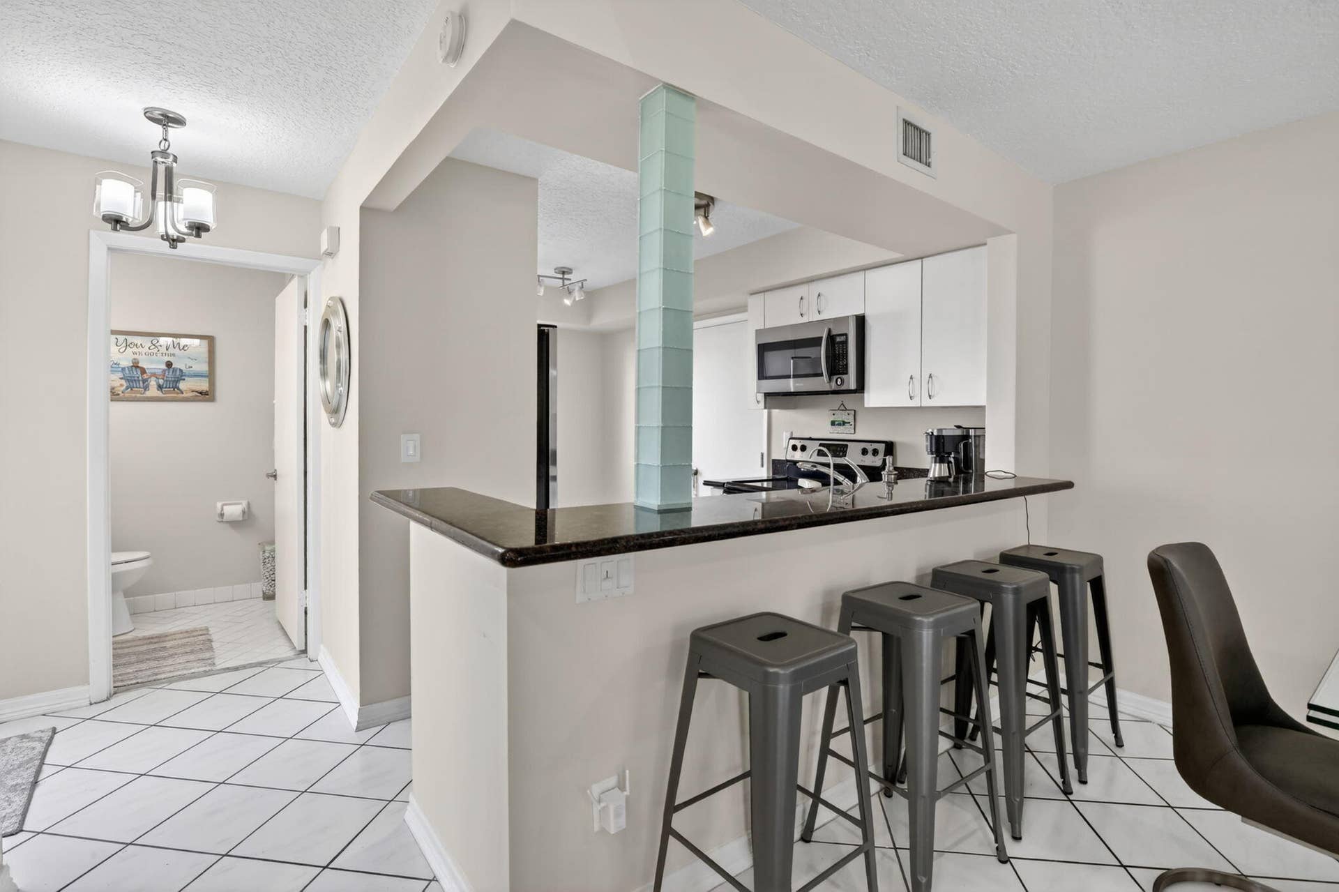 1306 SE 5th Court, Dania Beach, FL 33004 Kitchen