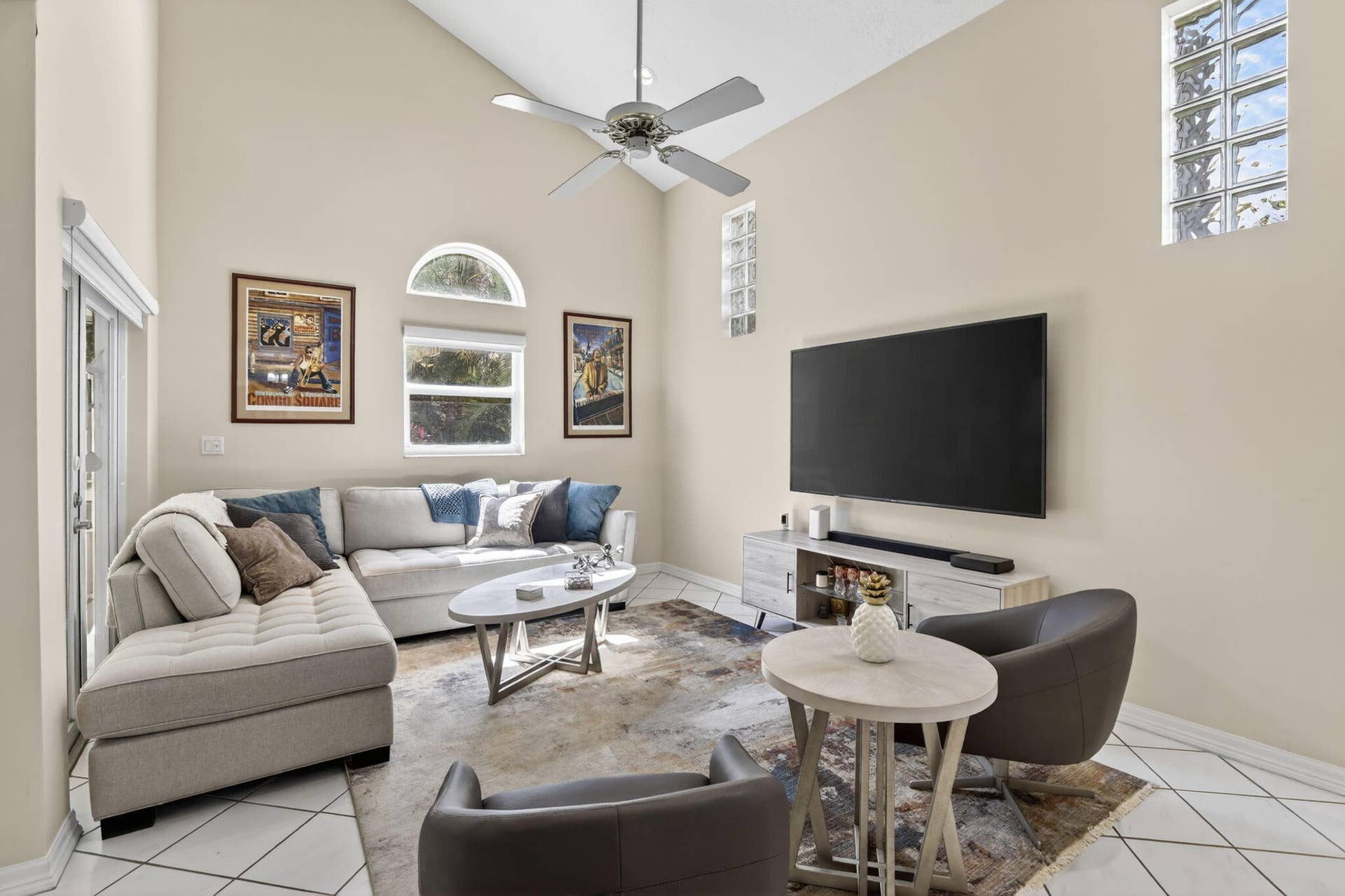 1306 SE 5th Court, Dania Beach, FL 33004 Living Room