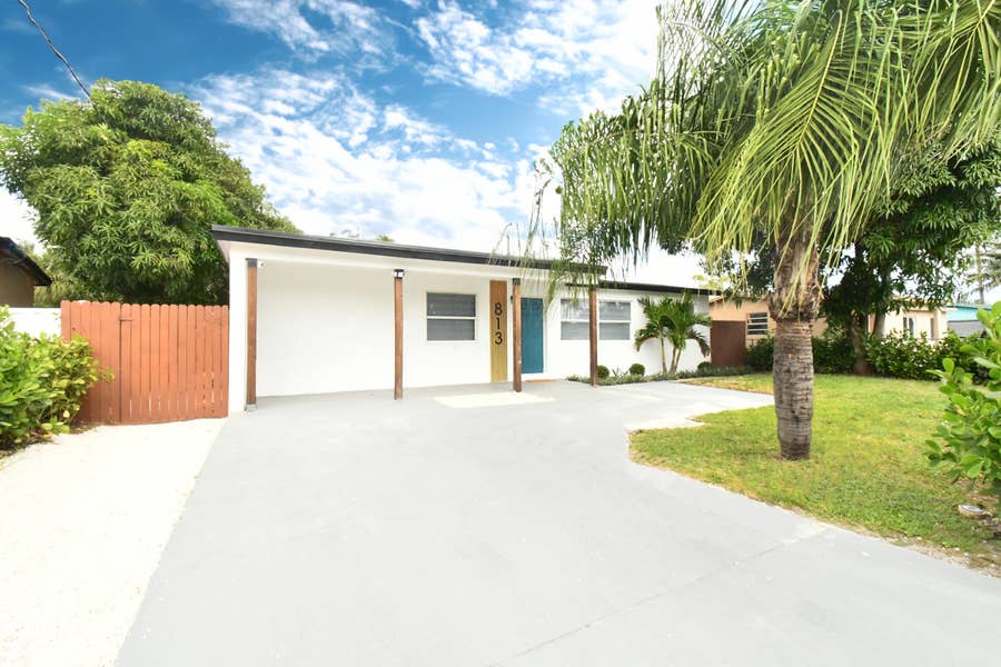 Property photo for 813 SW 3rd Court, Delray Beach, FL
