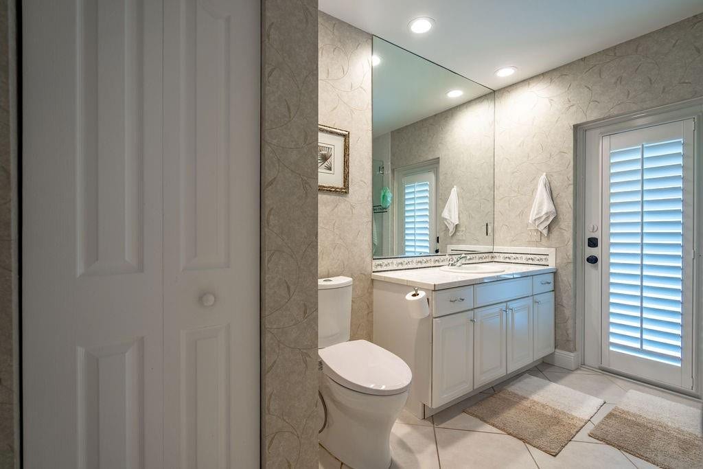 2317 NE 28th Court, Lighthouse Point, Lighthouse Point, FL 33064 Photo 27