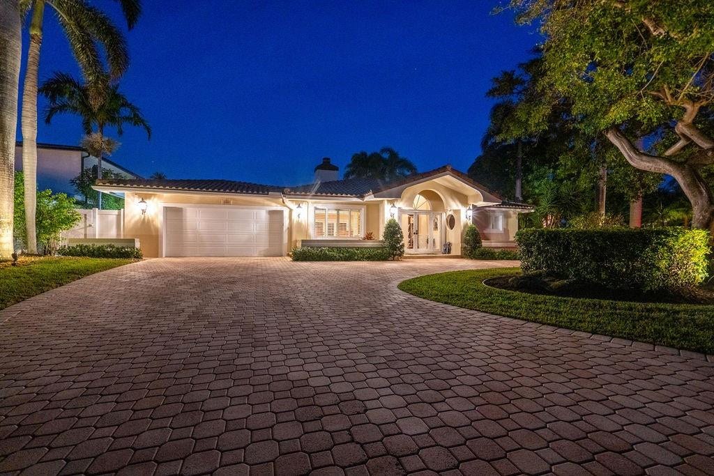 2317 NE 28th Court, Lighthouse Point, Lighthouse Point, FL 33064 Photo 2
