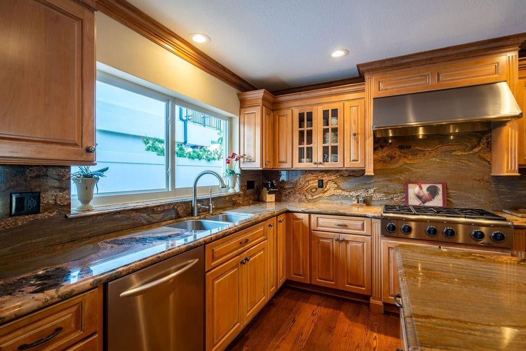 2317 NE 28th Court, Lighthouse Point, Lighthouse Point, FL 33064 Photo 18
