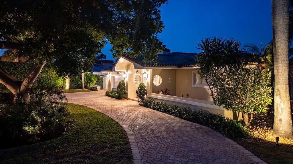 2317 NE 28th Court, Lighthouse Point, Lighthouse Point, FL 33064 Photo 5