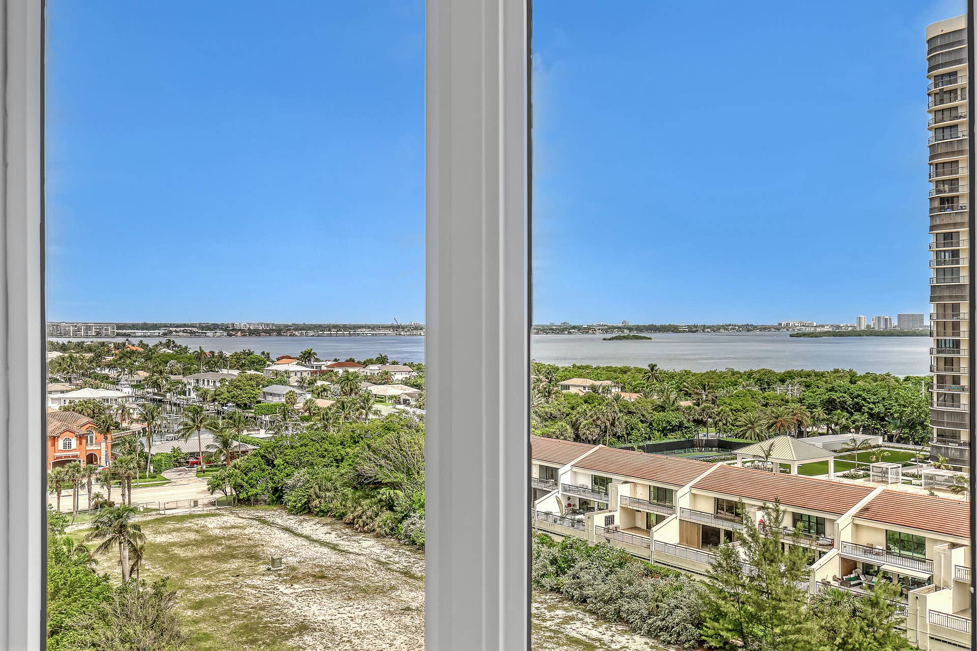 3920 N Ocean Drive, #9b, Singer Island, FL 33404 Balcony