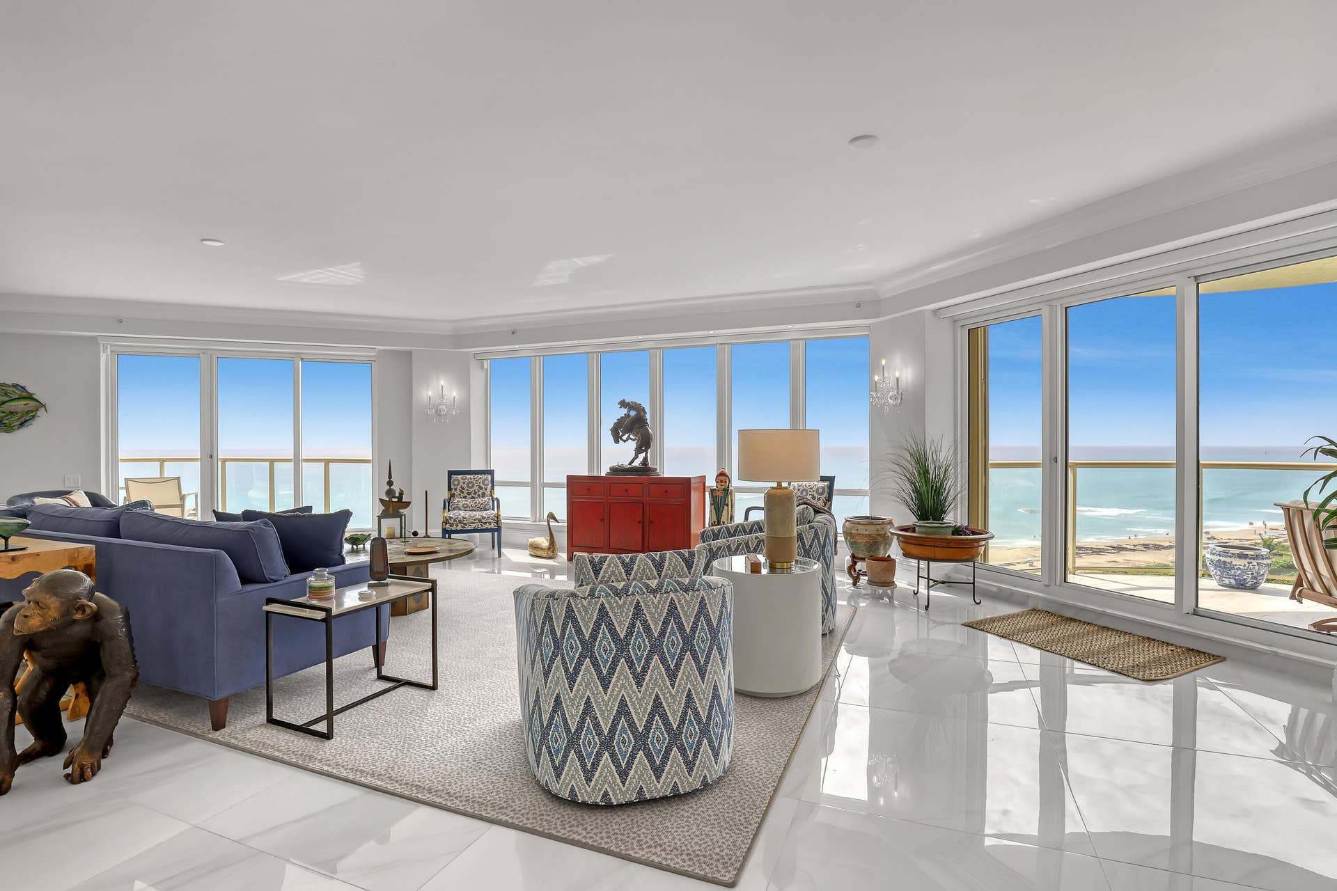 3920 N Ocean Drive, #9b, Singer Island, FL 33404 Living Room
