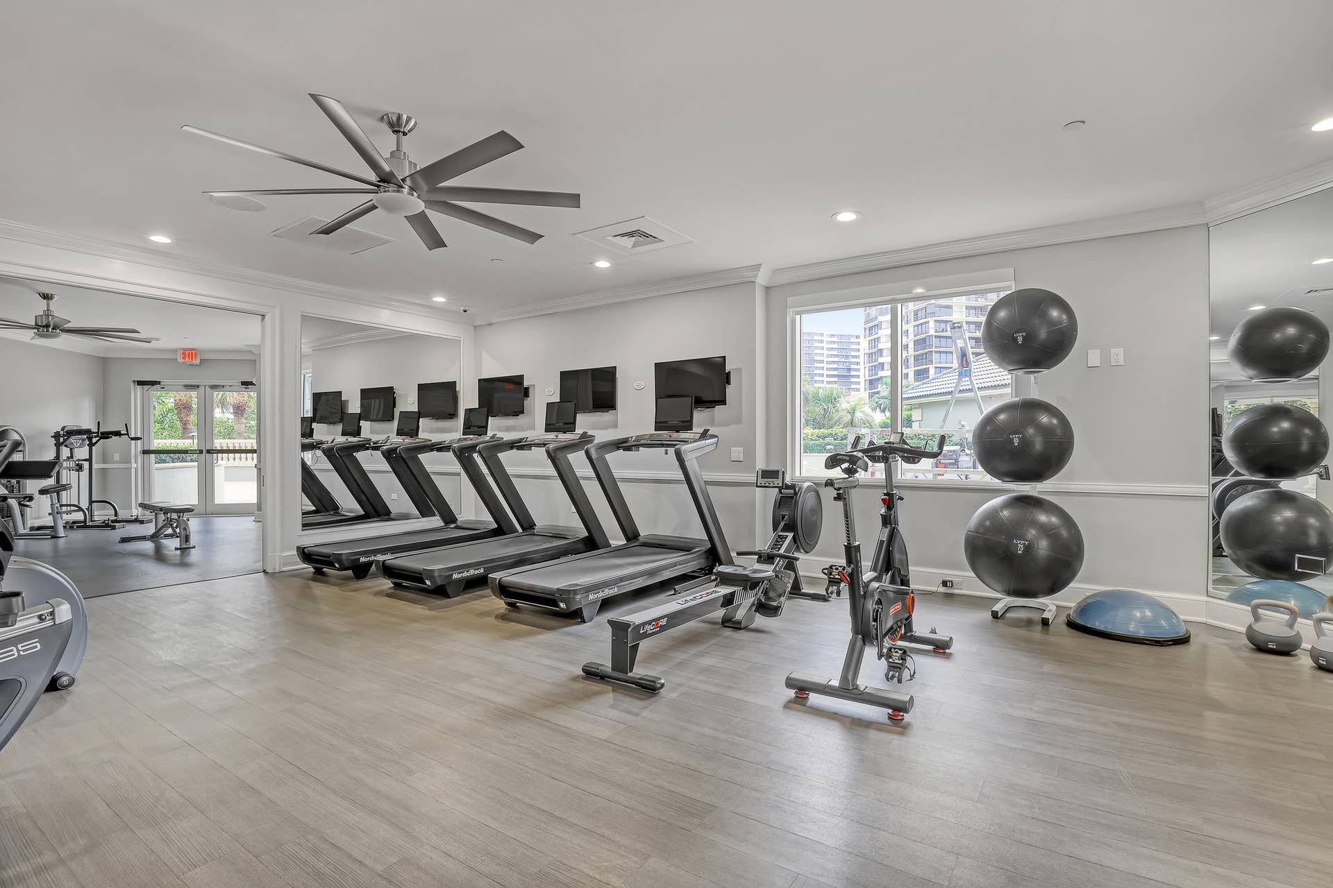 3920 N Ocean Drive, #9b, Singer Island, FL 33404 Fitness Center