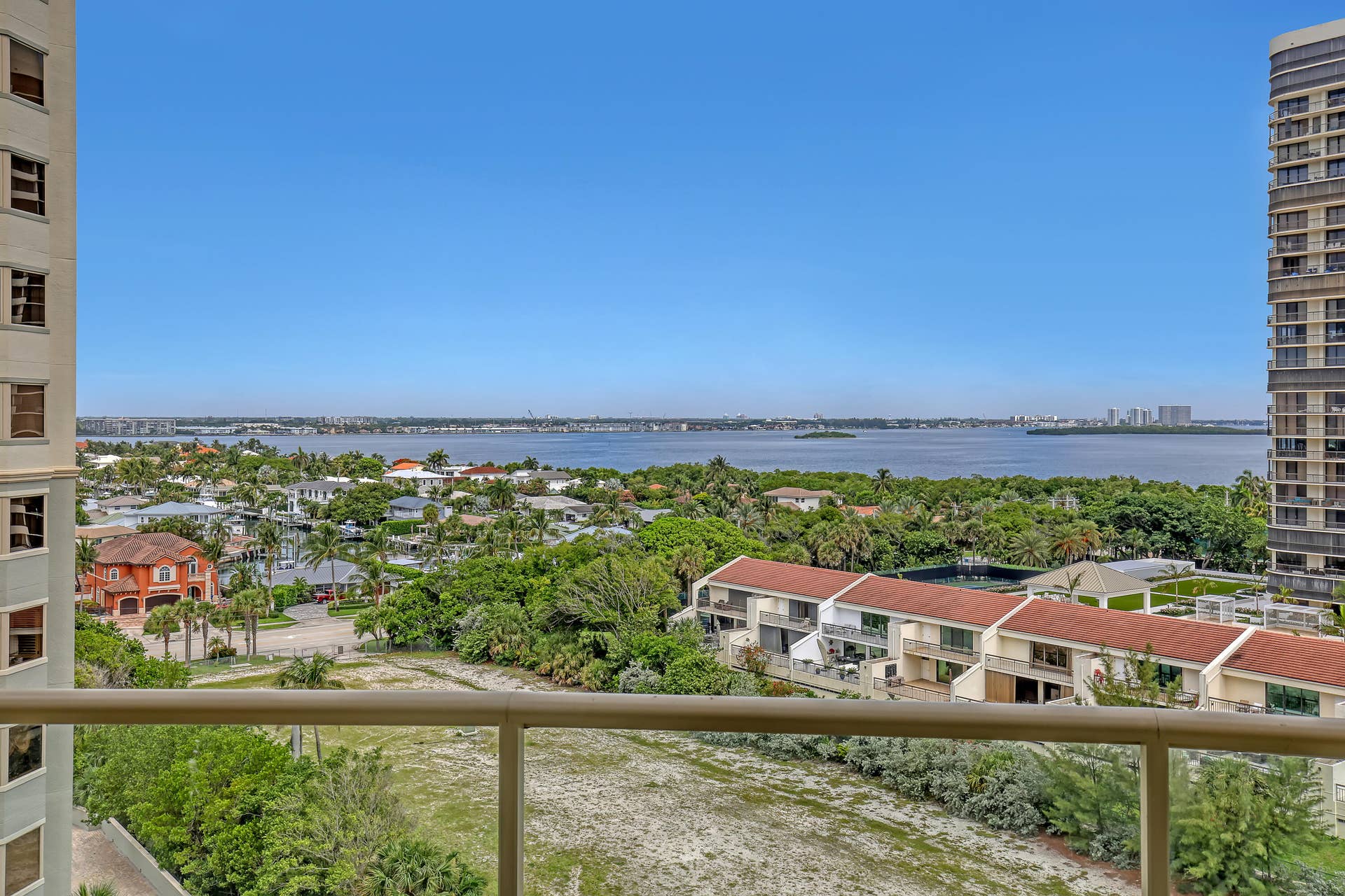 3920 N Ocean Drive, #9b, Singer Island, FL 33404 Balcony