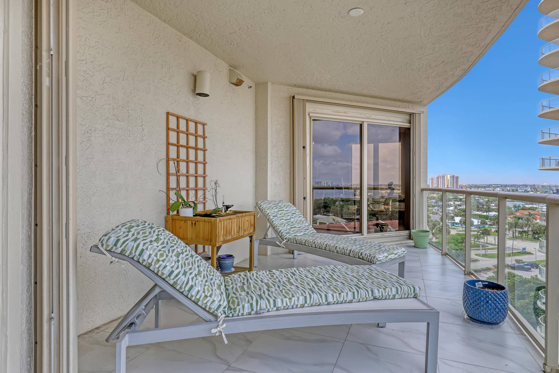 3920 N Ocean Drive, #9b, Singer Island, FL 33404 Balcony