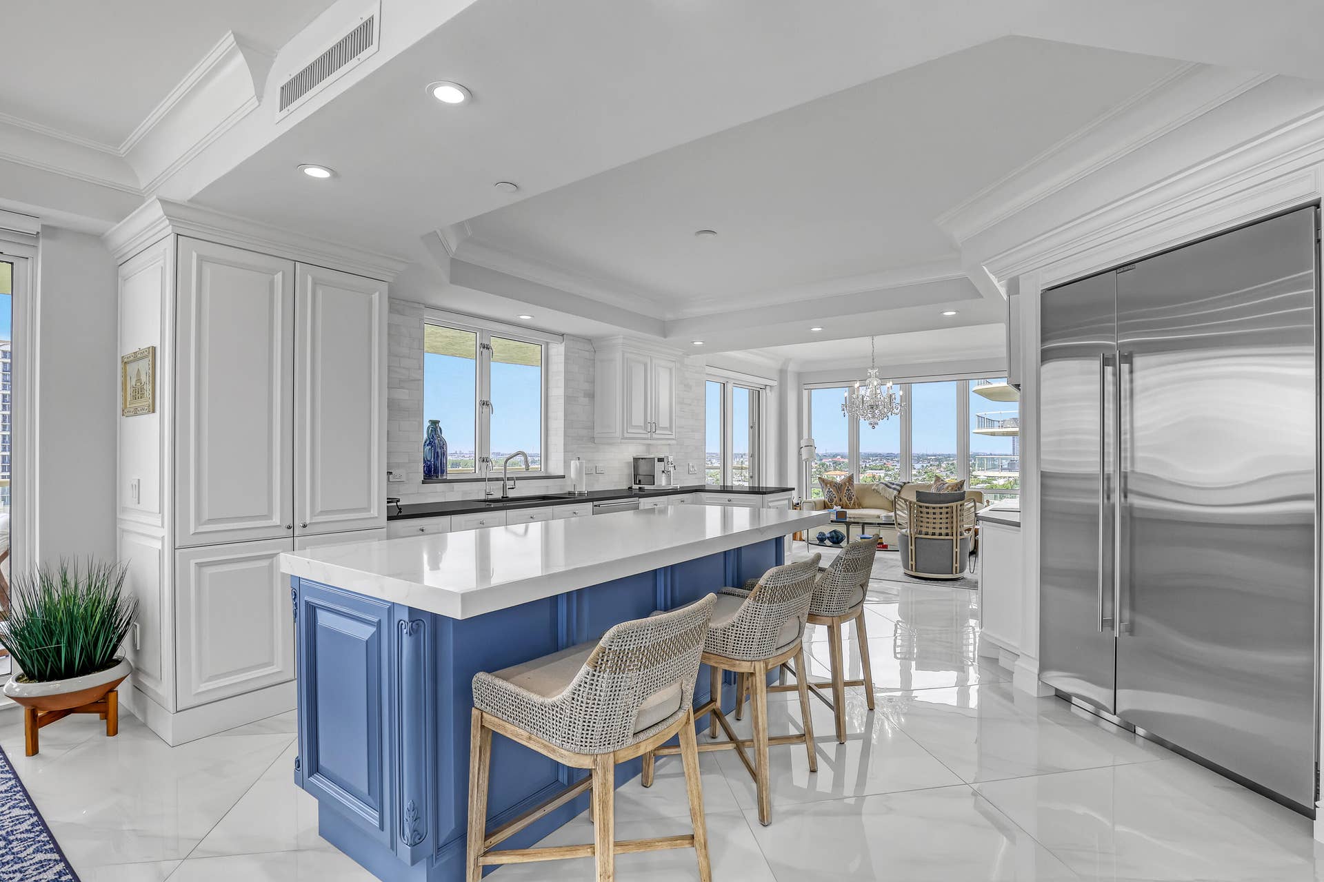 3920 N Ocean Drive, #9b, Singer Island, FL 33404 Kitchen