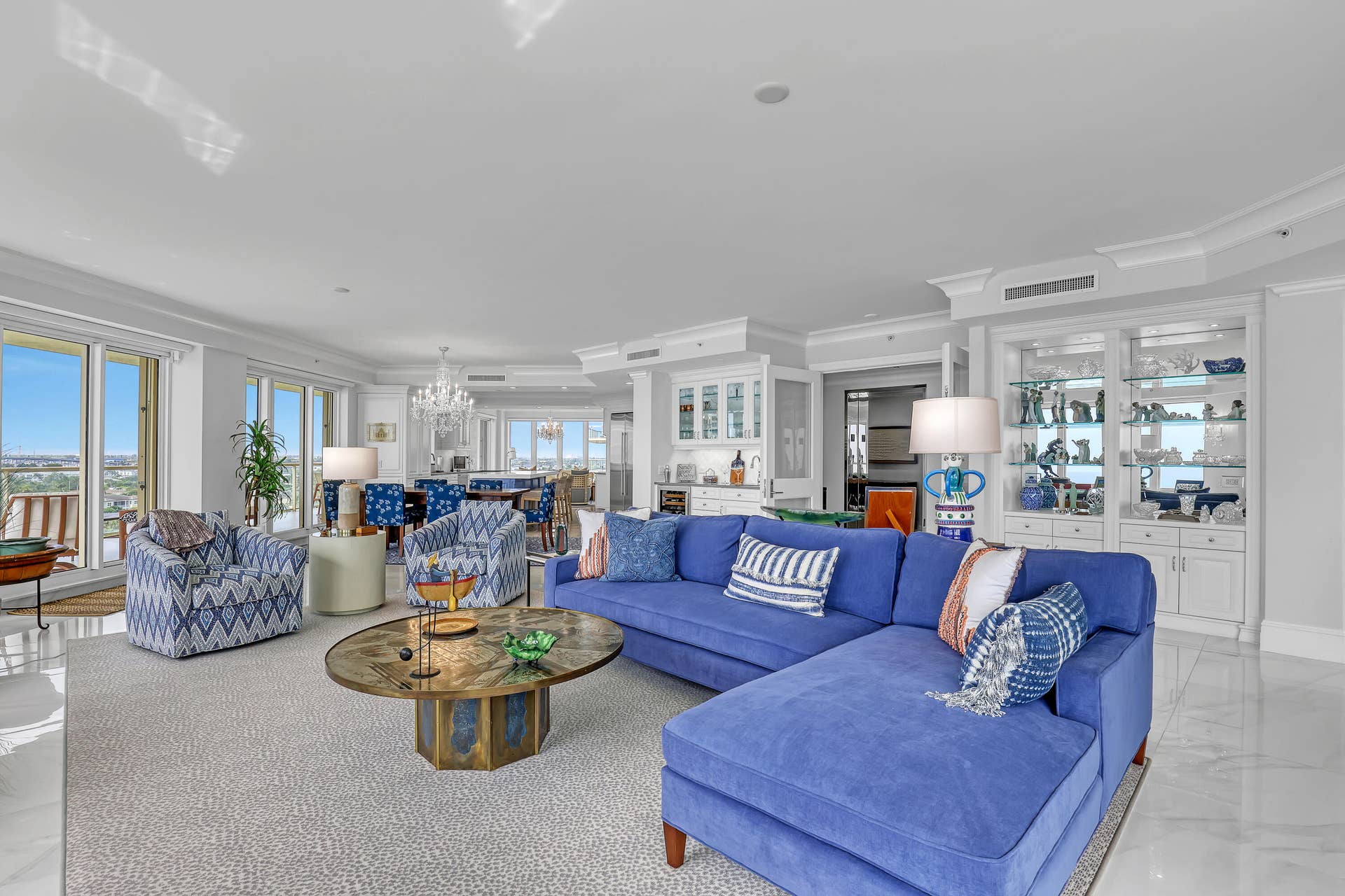 3920 N Ocean Drive, #9b, Singer Island, FL 33404 Living Room