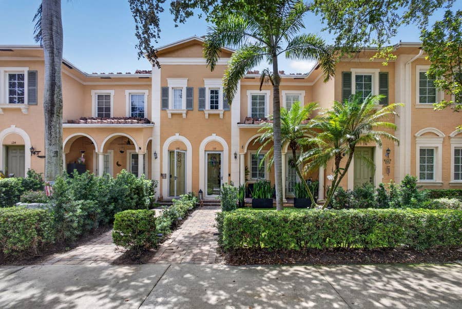Property photo for 132 Midleton Way, Jupiter, FL
