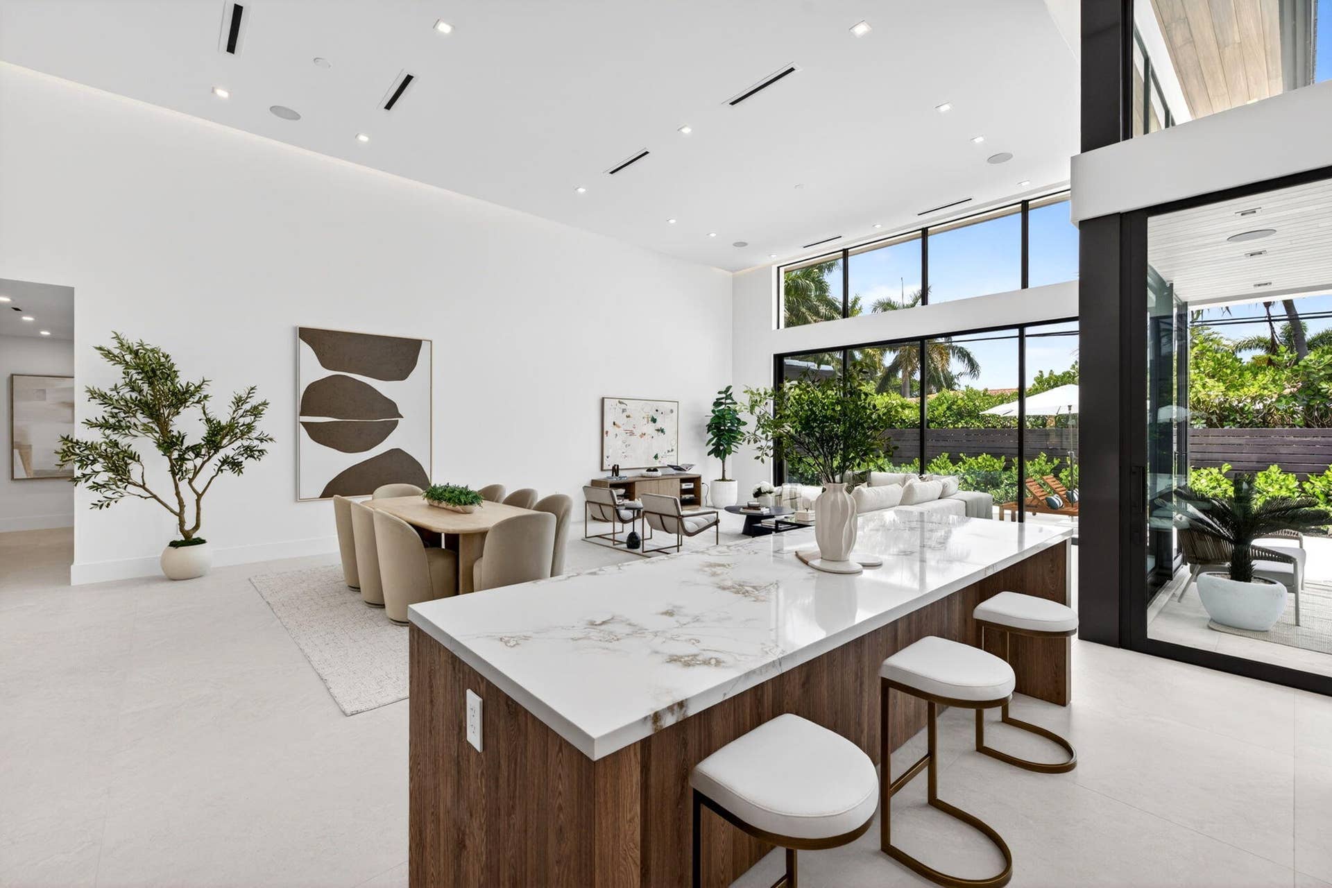 2717 NE 33rd Street, Fort Lauderdale, FL 33306 050-Kitchen-Detail-Overview