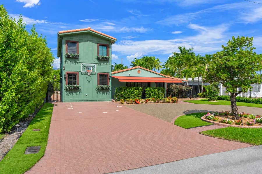 Property photo for 1720 NE 17th Avenue, Fort Lauderdale, FL