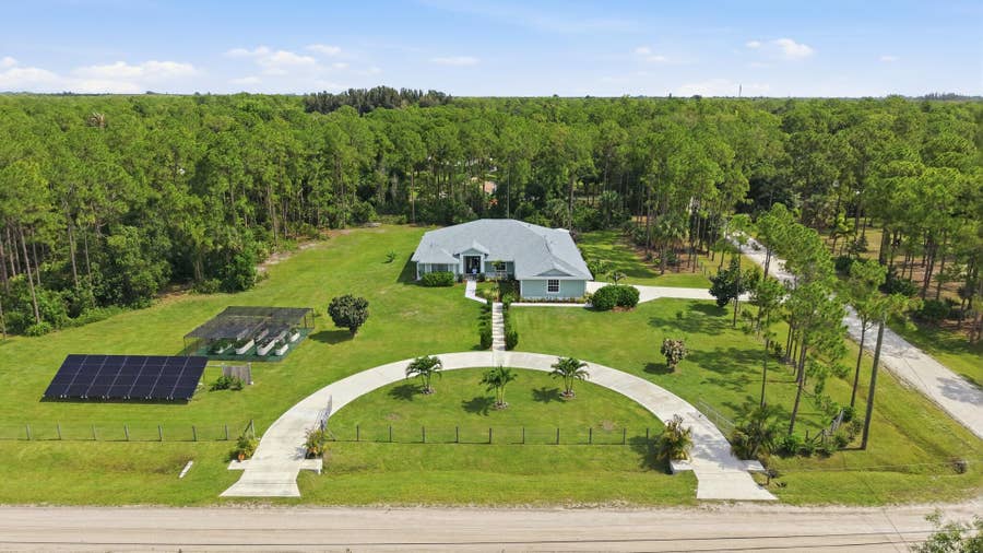 Property photo for 11525 157th Place N, Jupiter, FL