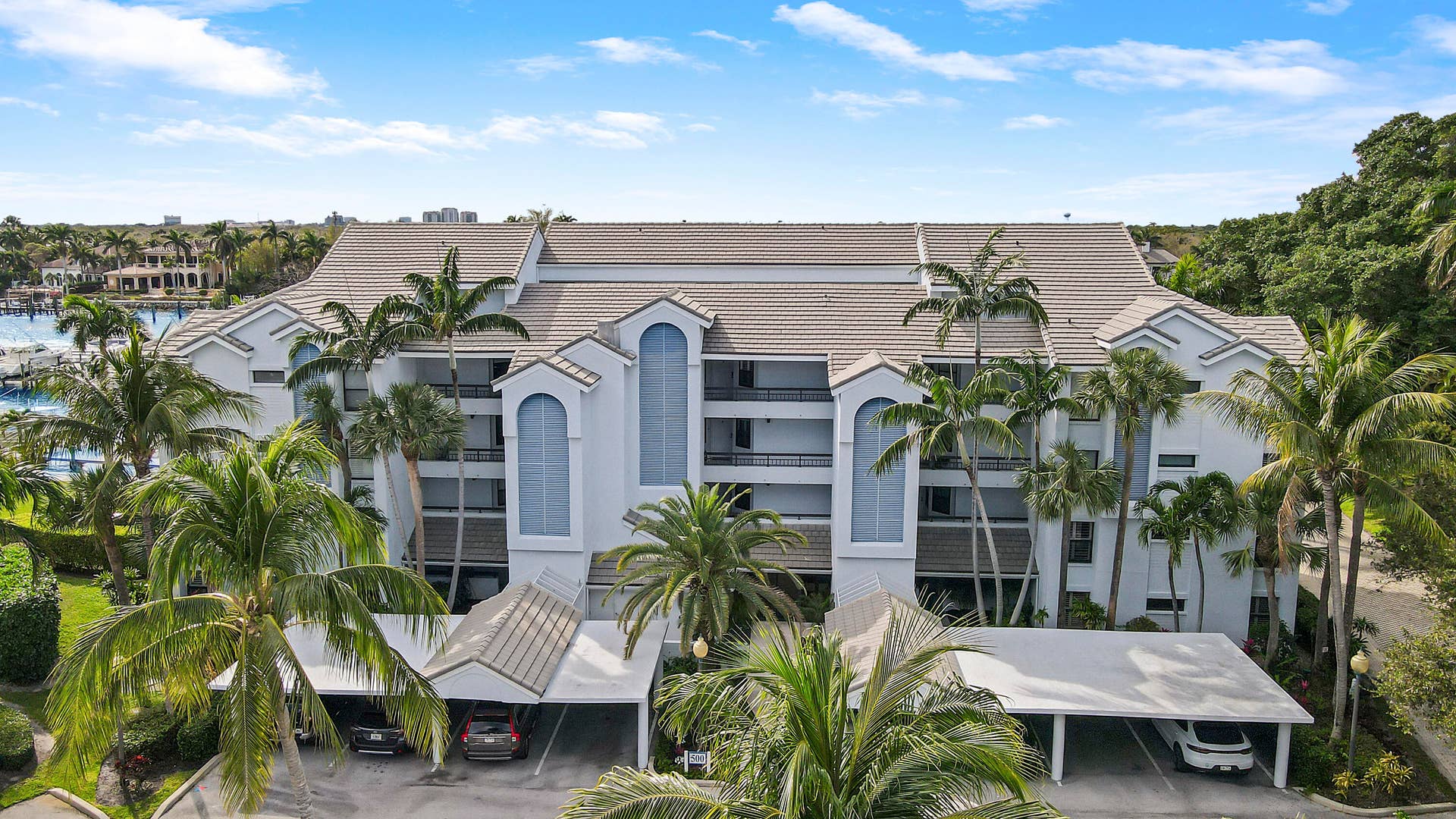515 Bay Colony Drive N, Juno Beach, FL 33408 500 Building