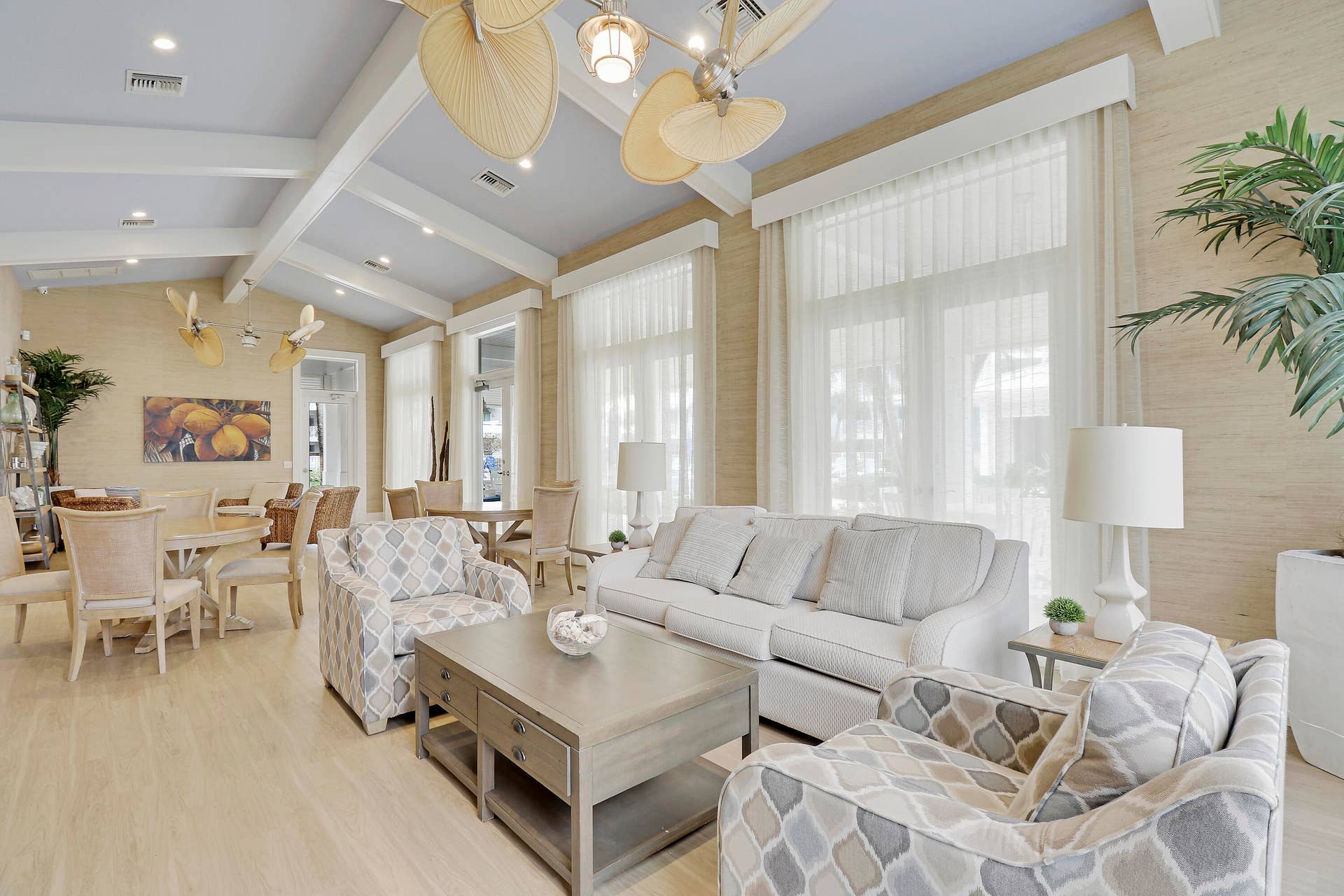 515 Bay Colony Drive N, Juno Beach, FL 33408 Clubhouse