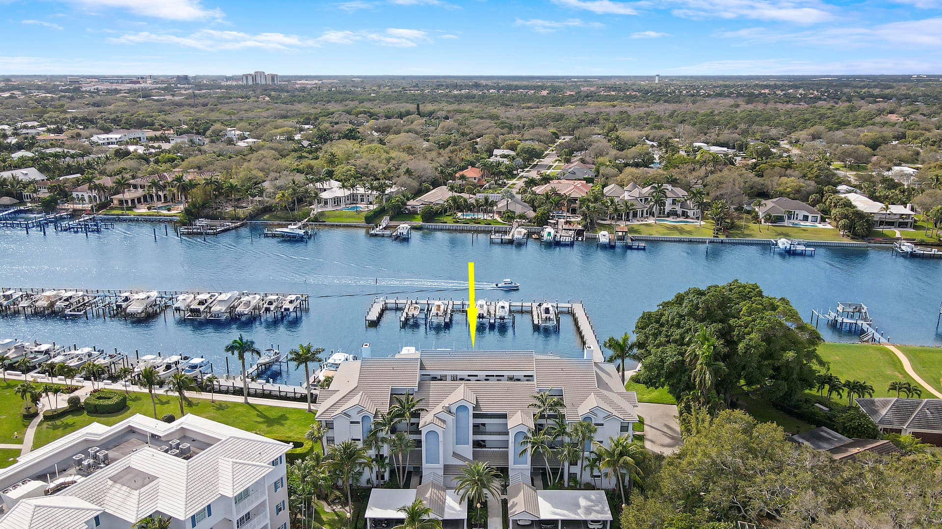 515 Bay Colony Drive N, Juno Beach, FL 33408 500 Building