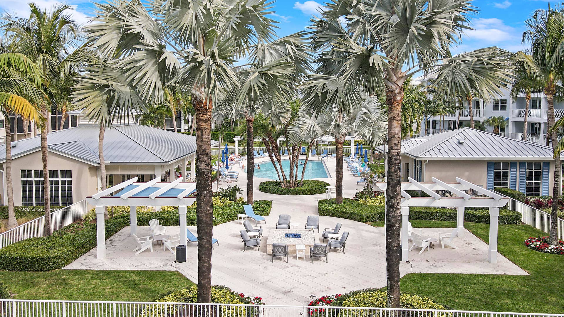 515 Bay Colony Drive N, Juno Beach, FL 33408 Amenities