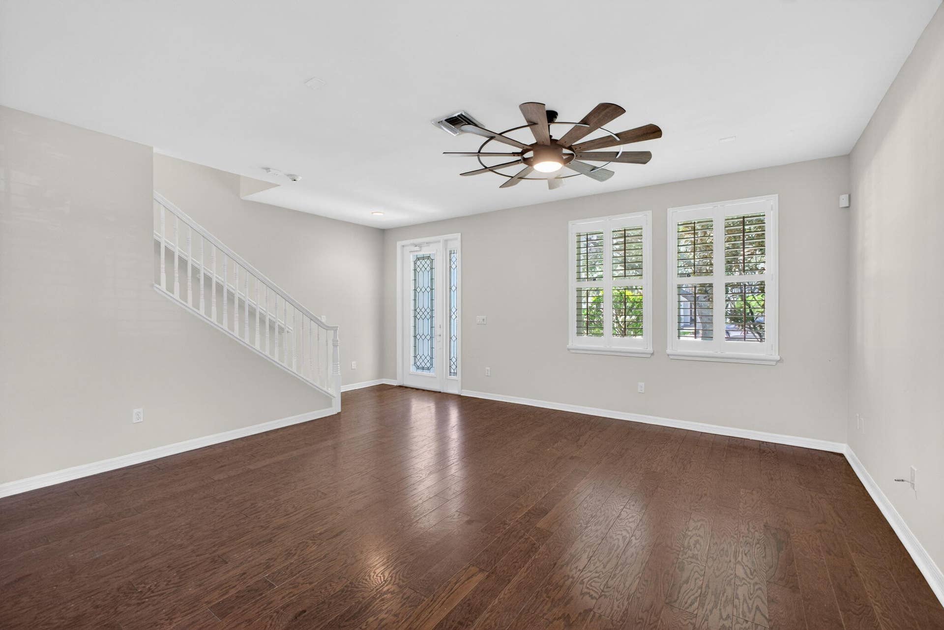 1126 Dakota Drive, Jupiter, FL 33458 Living Room