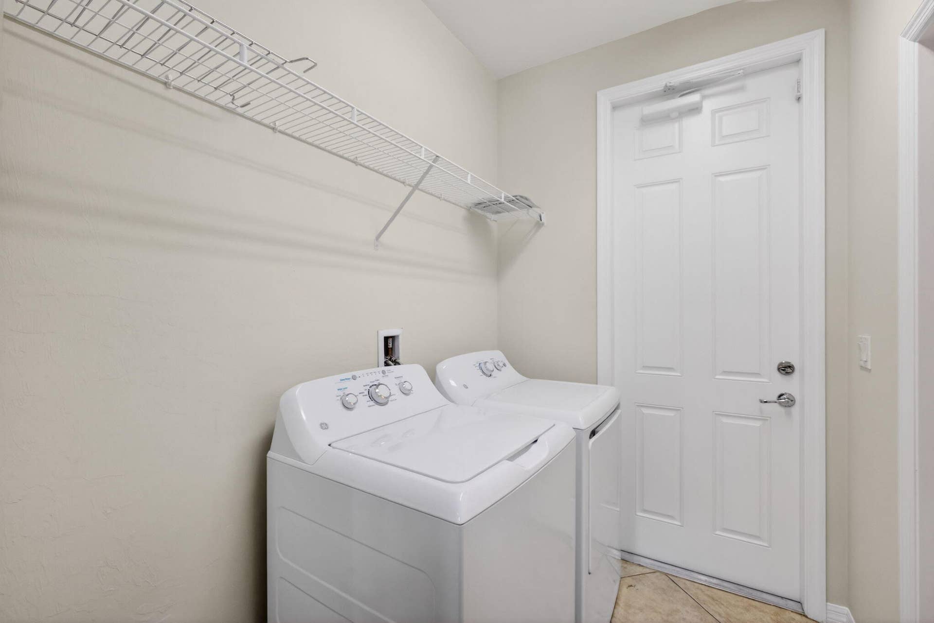 1126 Dakota Drive, Jupiter, FL 33458 1st Floor Laundry