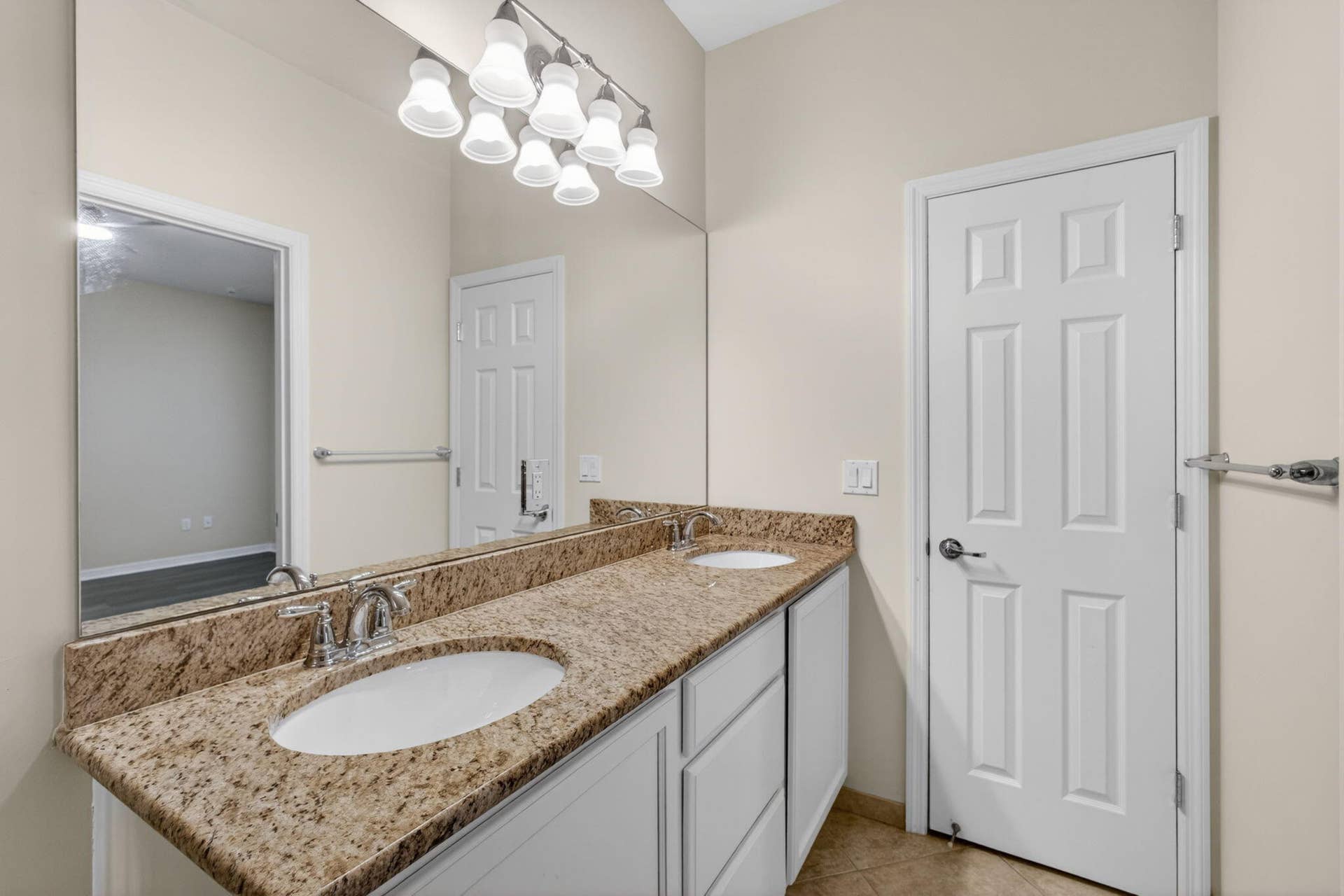 1126 Dakota Drive, Jupiter, FL 33458 Primary Bath