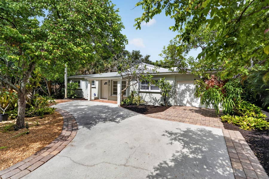 Property photo for 606 Paulina Road, Jupiter, FL